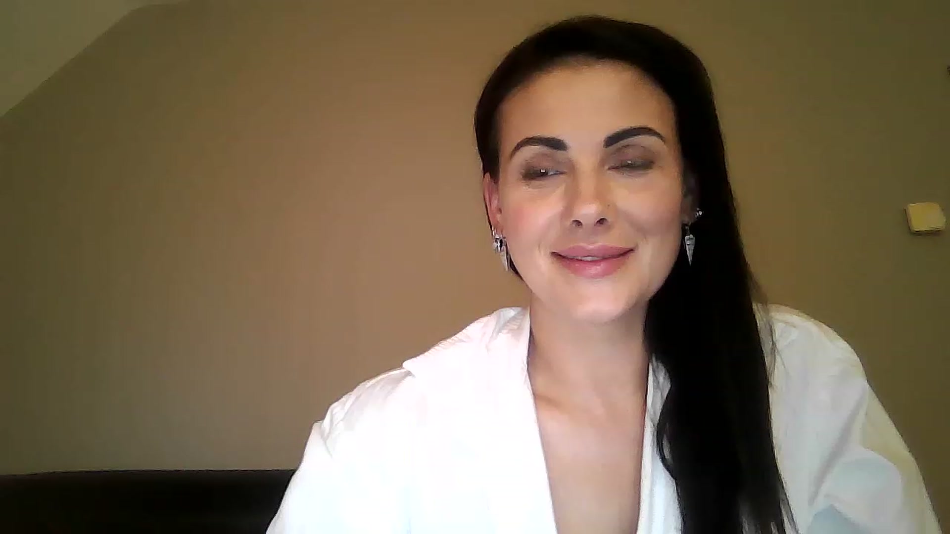 Gallery image thumbnail from FitBaby's myfreecams stream on, 03/16/2023, 16:23 image 7 of 20