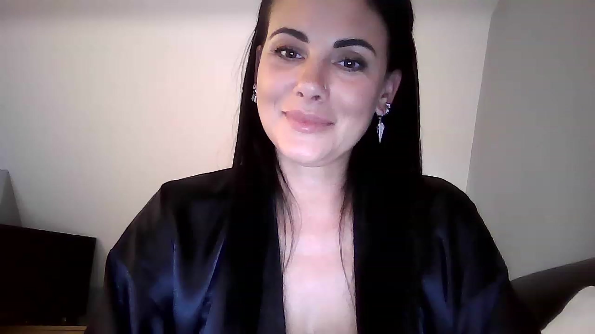 Gallery image thumbnail from FitBaby's myfreecams stream on, 04/19/2023, 13:35 image 16 of 20