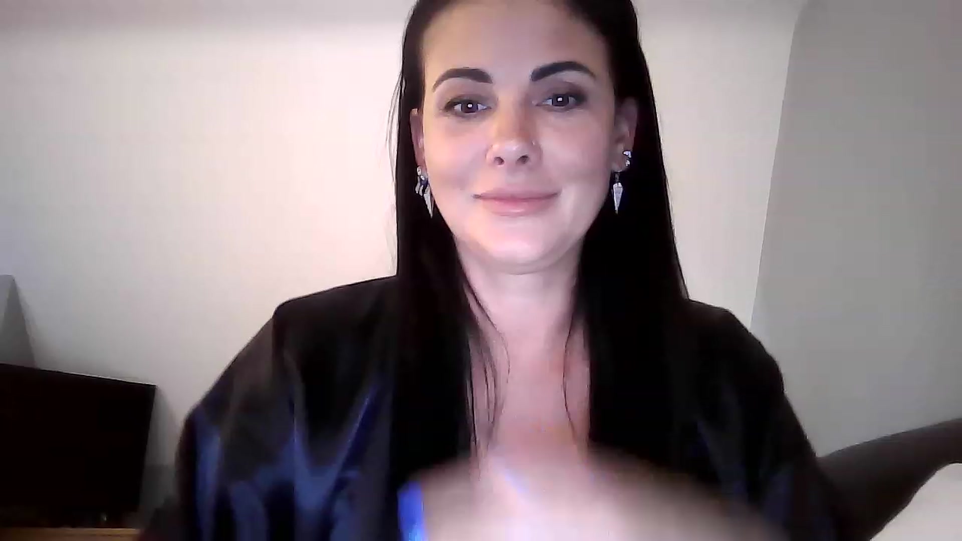 Gallery image thumbnail from FitBaby's myfreecams stream on, 04/19/2023, 13:35 image 13 of 20
