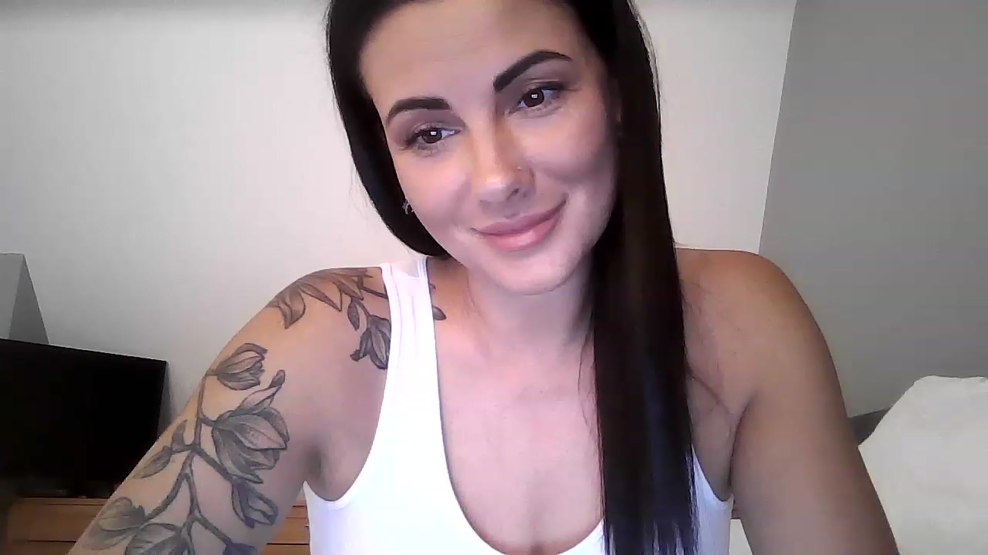 Gallery image thumbnail from FitBaby's myfreecams stream on, 04/20/2023, 12:43 image 7 of 20