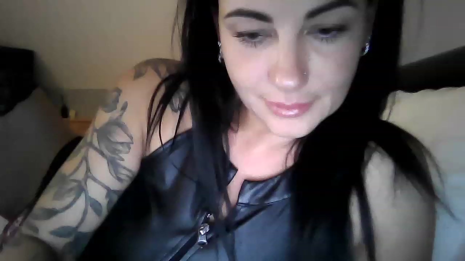 Gallery image thumbnail from FitBaby's myfreecams stream on, 04/24/2023, 15:13 image 7 of 20