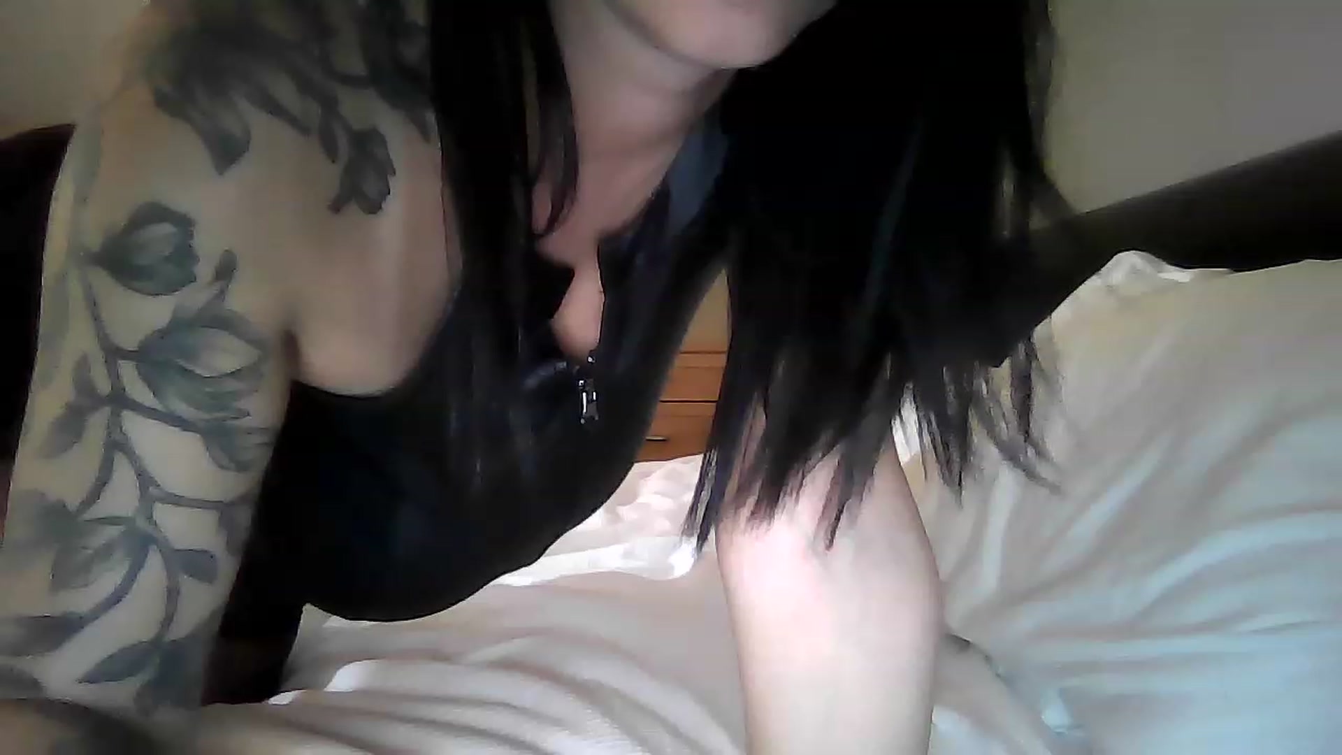 Gallery image thumbnail from FitBaby's myfreecams stream on, 04/24/2023, 15:13 image 8 of 20