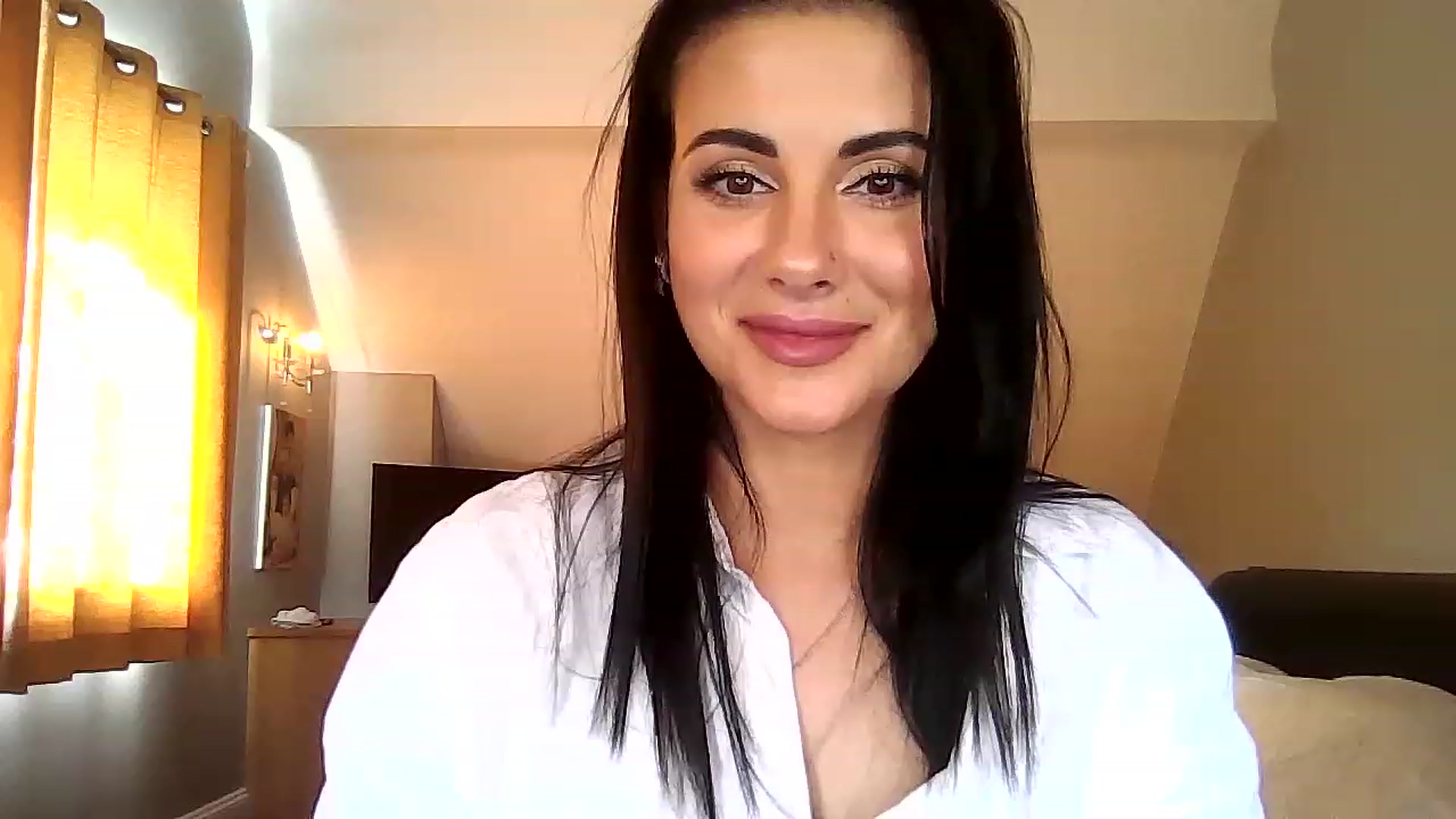 Gallery image thumbnail from FitBaby's myfreecams stream on, 05/04/2023, 16:05 image 3 of 20