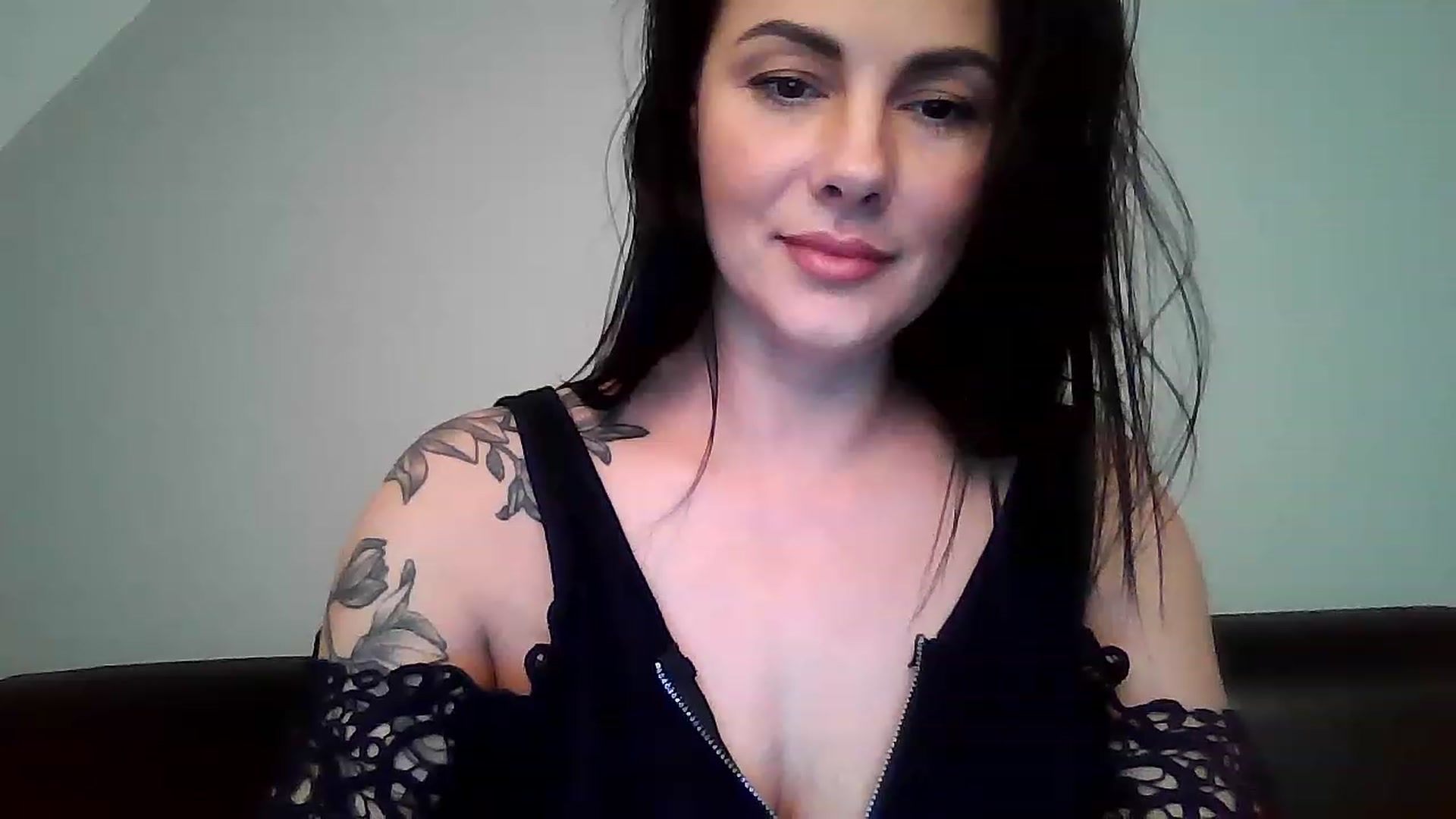 Gallery image thumbnail from FitBaby's myfreecams stream on, 05/10/2023, 16:50 image 11 of 20