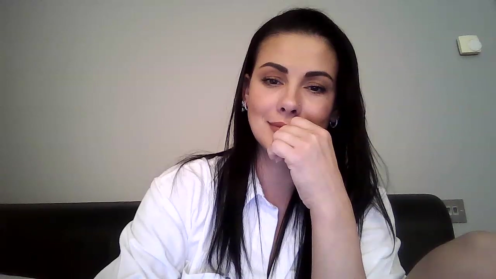 Gallery image thumbnail from FitBaby's myfreecams stream on, 05/24/2023, 15:35 image 14 of 20