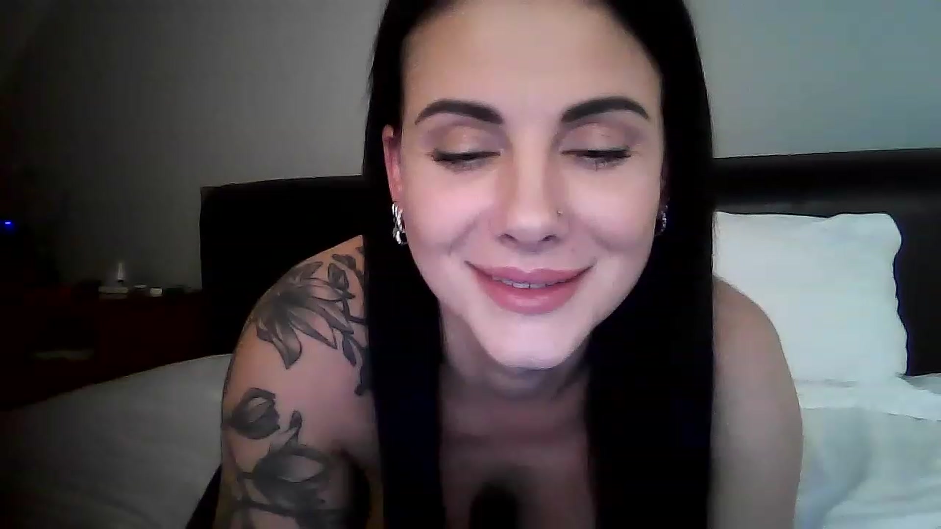 Gallery image thumbnail from FitBaby's myfreecams stream on, 05/26/2023, 15:30 image 7 of 20