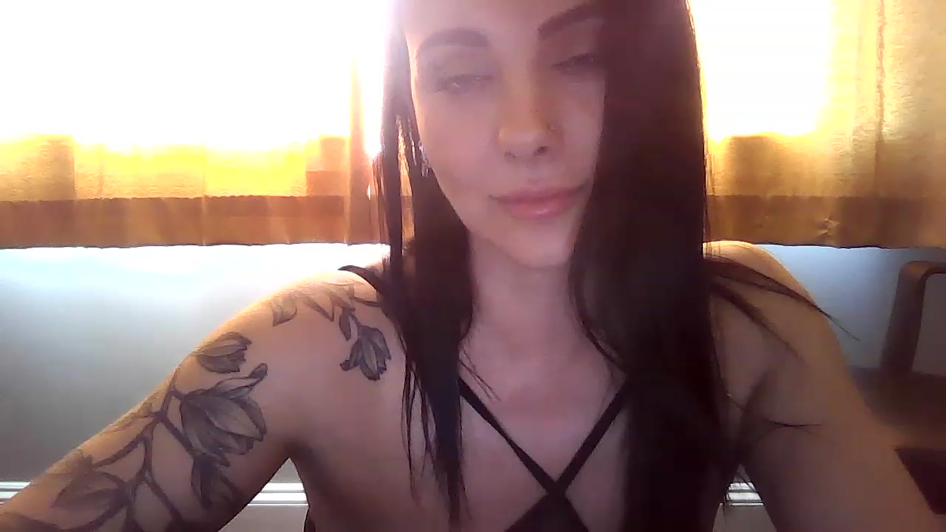 Gallery image thumbnail from FitBaby's myfreecams stream on, 06/01/2023, 17:51 image 13 of 20