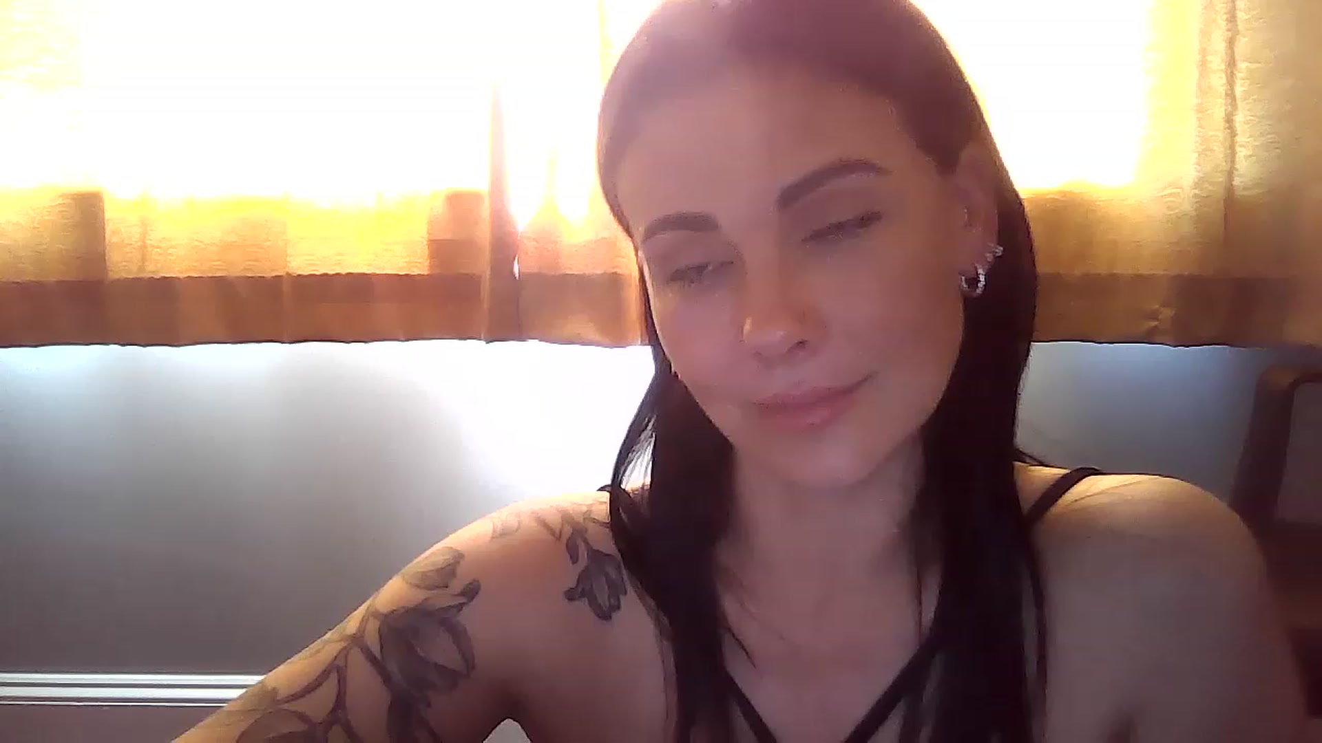 Gallery image thumbnail from FitBaby's myfreecams stream on, 06/01/2023, 17:51 image 5 of 20