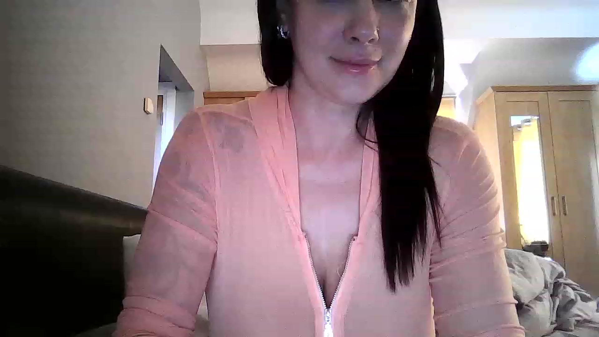 Gallery image thumbnail from FitBaby's myfreecams stream on, 06/05/2023, 14:03 image 14 of 20