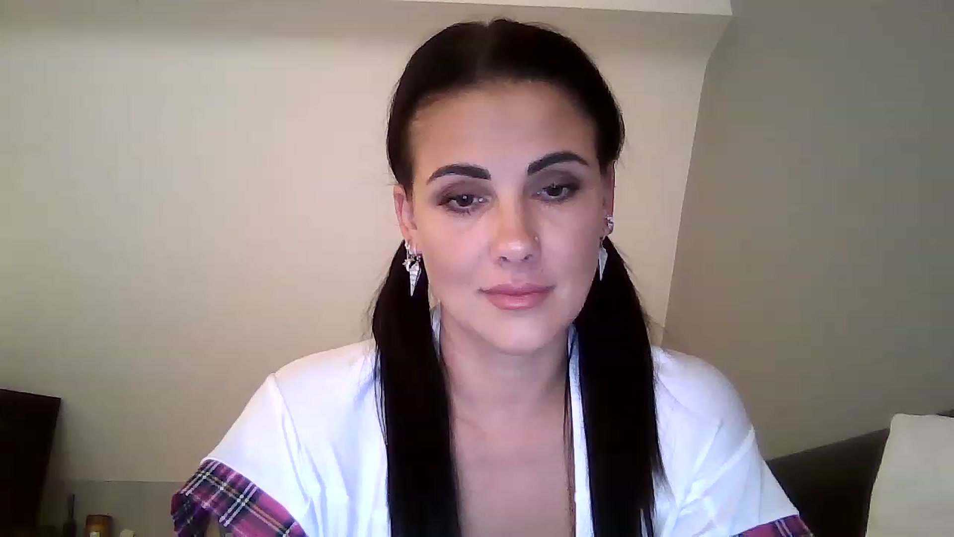 Gallery image thumbnail from FitBaby's myfreecams stream on, 06/16/2023, 12:42 image 6 of 20