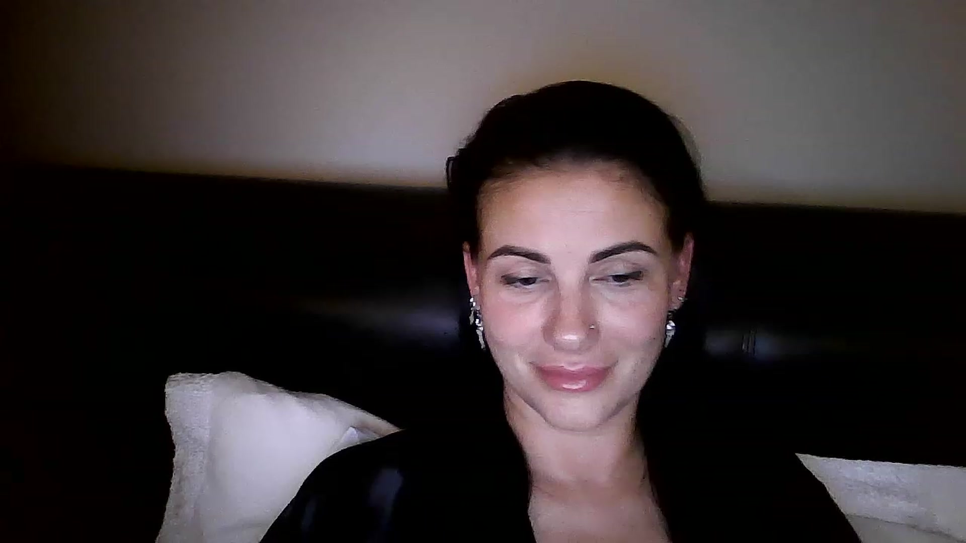 Gallery image thumbnail from FitBaby's myfreecams stream on, 06/22/2023, 15:02 image 14 of 20