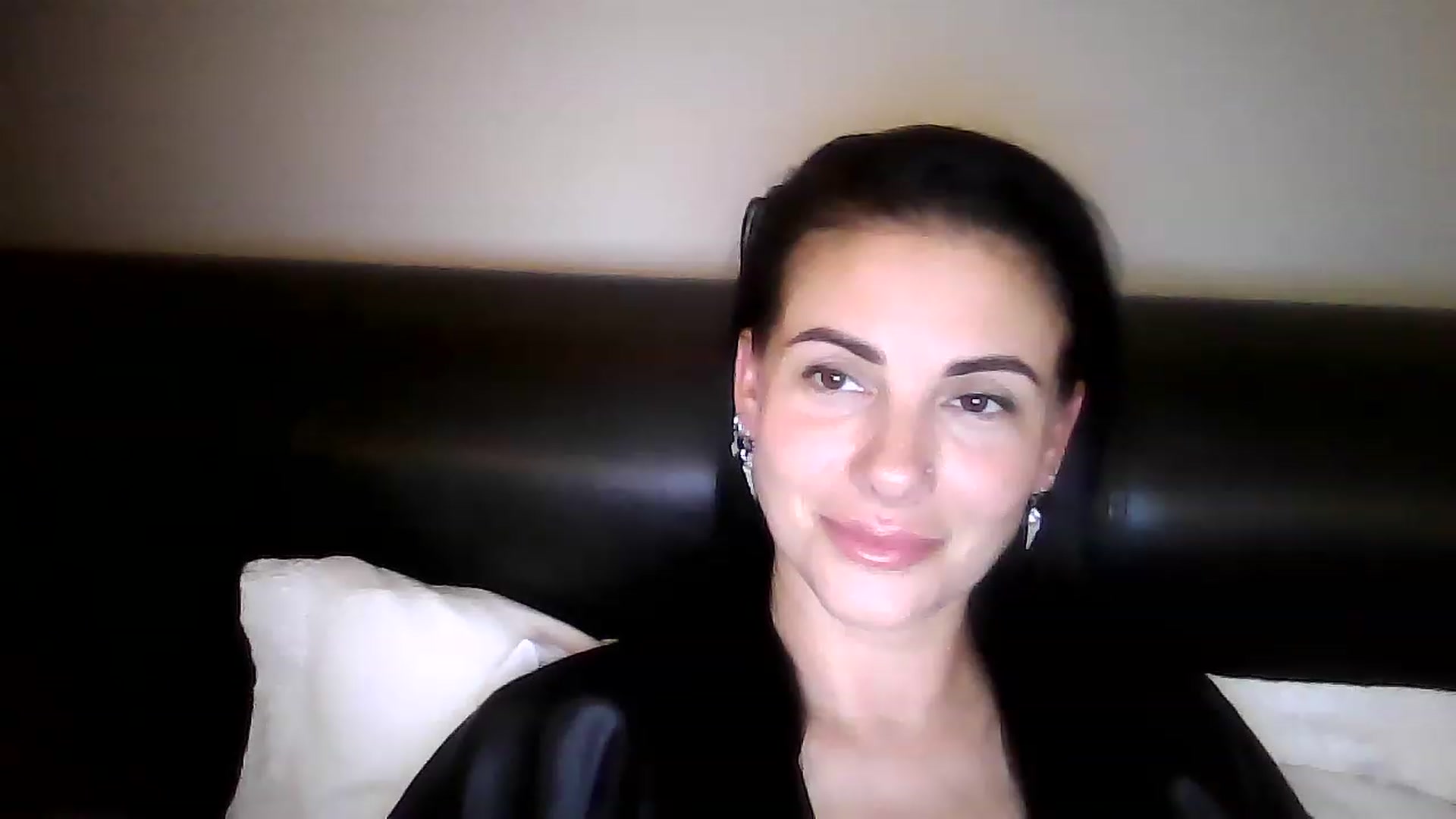 Gallery image thumbnail from FitBaby's myfreecams stream on, 06/22/2023, 15:02 image 16 of 20
