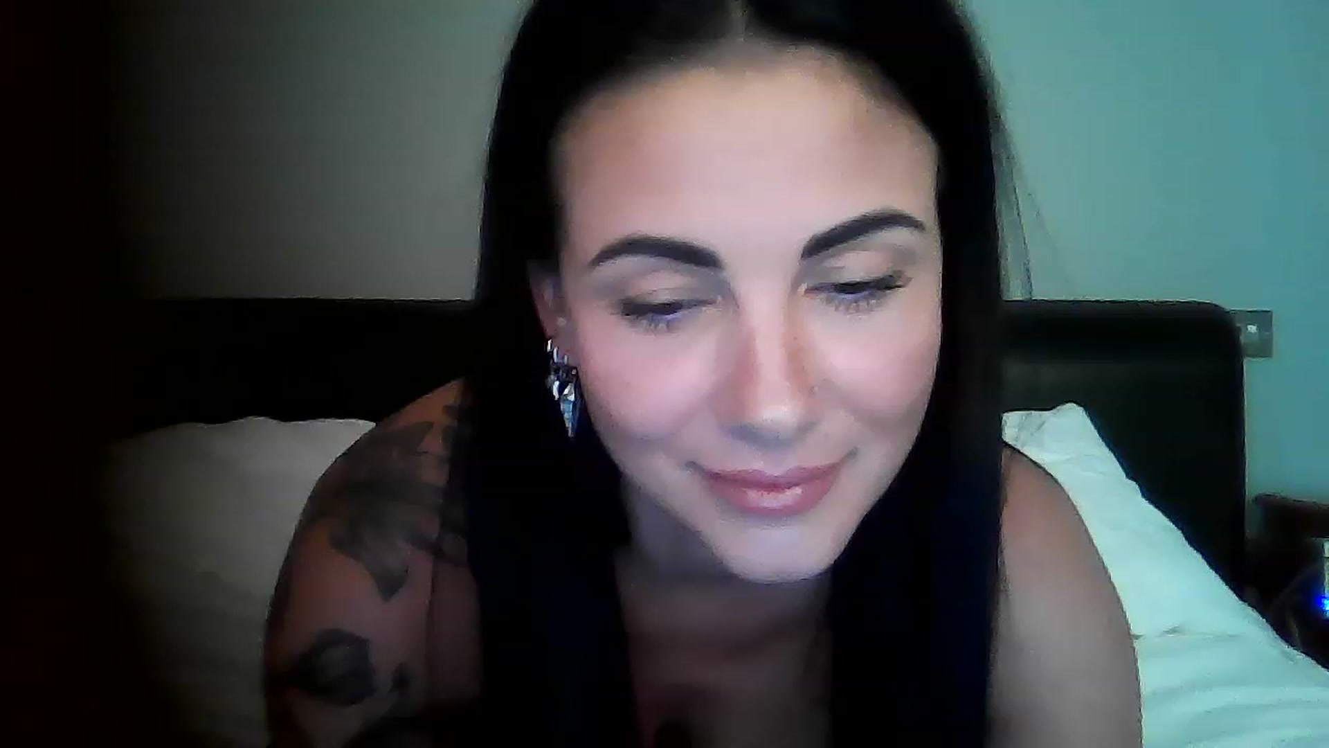 Gallery image thumbnail from FitBaby's myfreecams stream on, 06/26/2023, 16:06 image 15 of 20