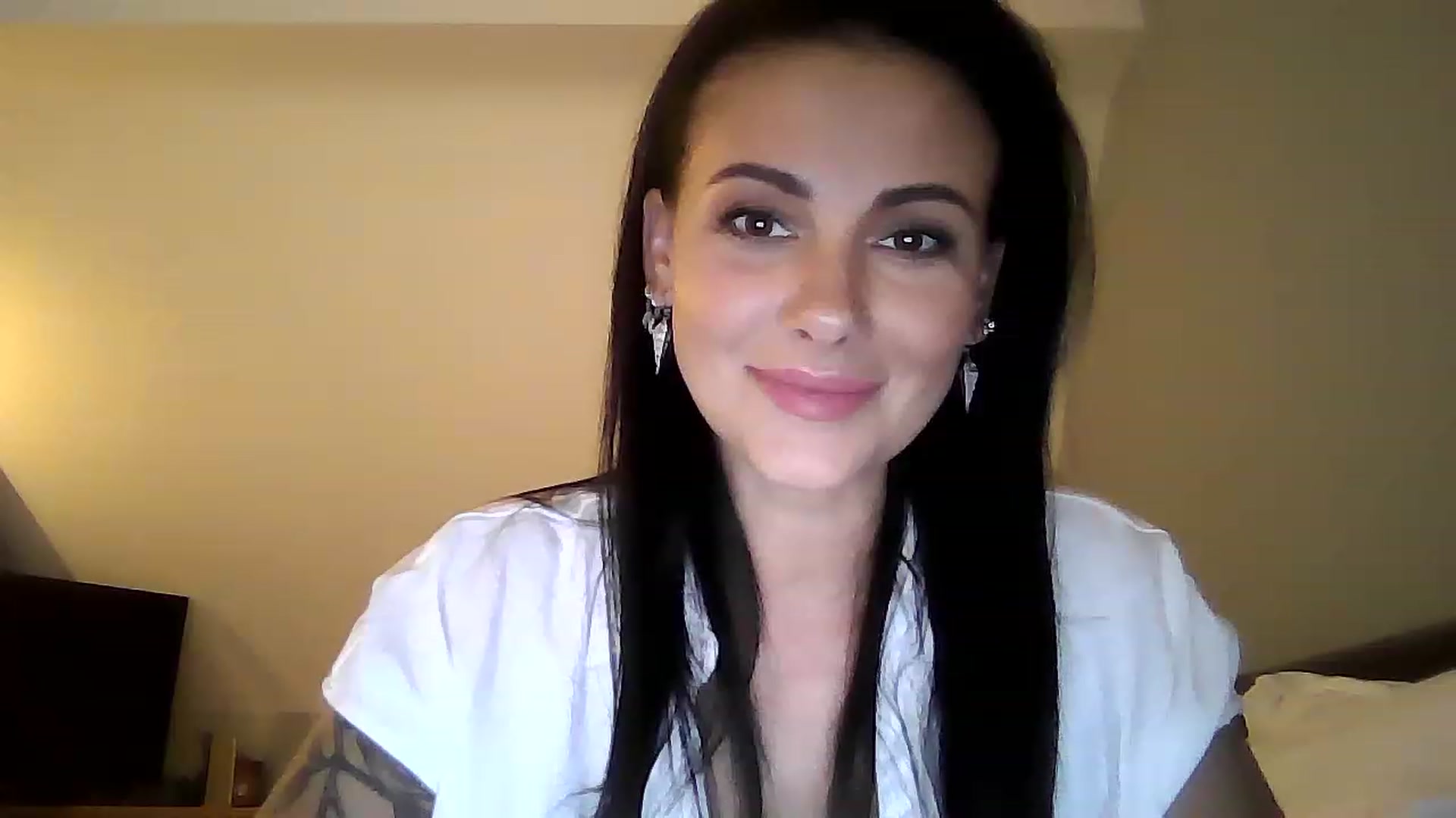 Gallery image thumbnail from FitBaby's myfreecams stream on, 06/27/2023, 14:11 image 4 of 20
