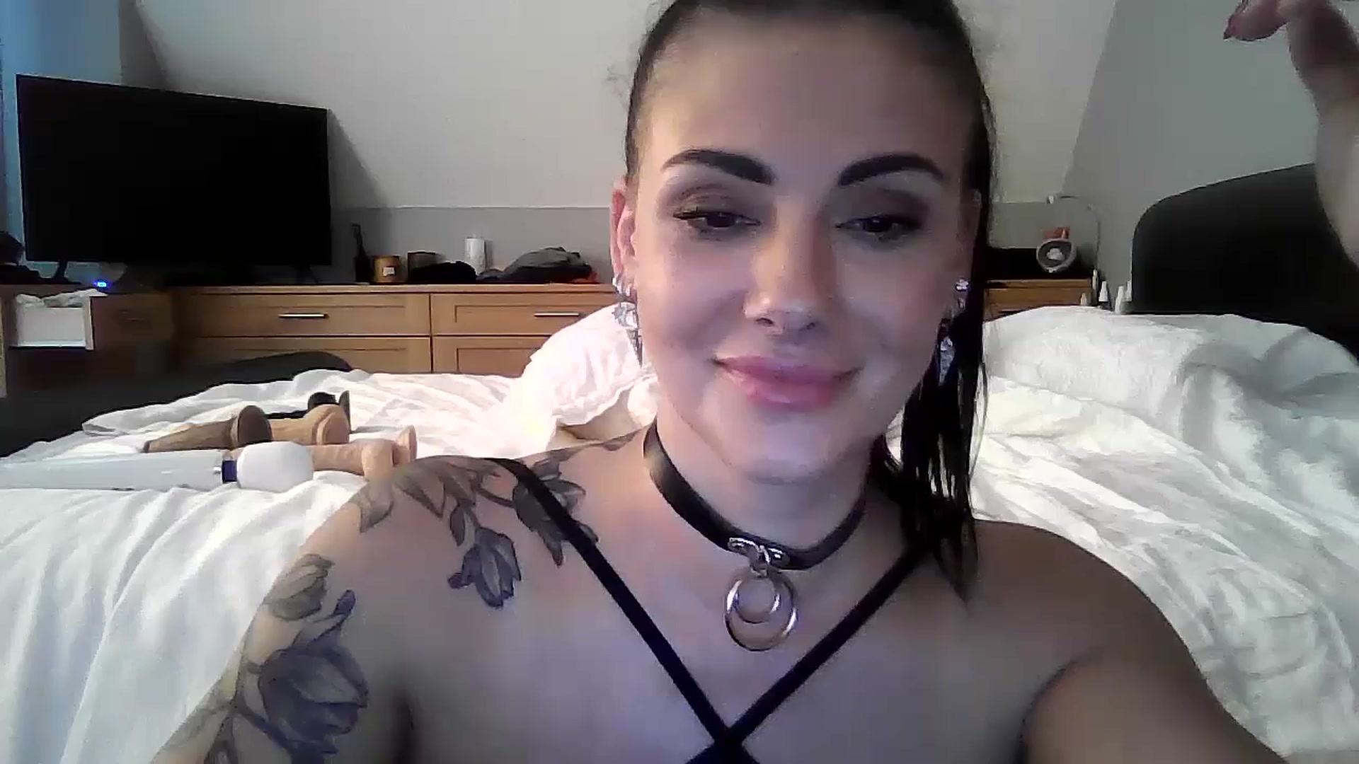 Gallery image thumbnail from FitBaby's myfreecams stream on, 07/03/2023, 16:02 image 1 of 20