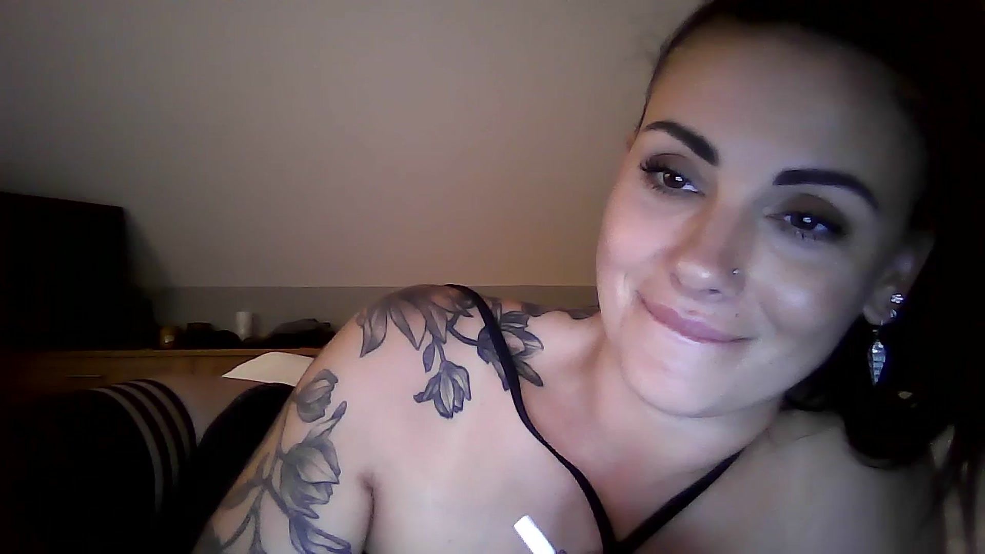 Gallery image thumbnail from FitBaby's myfreecams stream on, 07/03/2023, 17:39 image 4 of 20