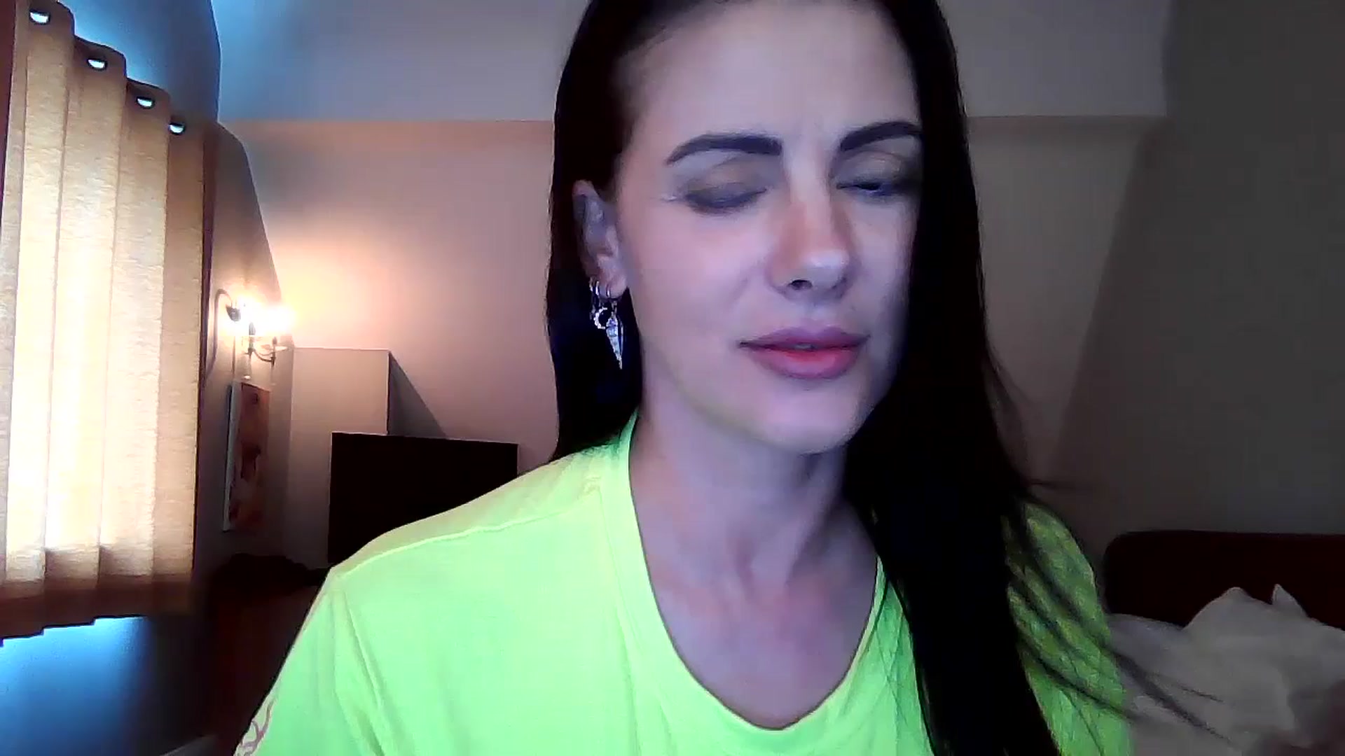 Gallery image thumbnail from FitBaby's myfreecams stream on, 07/19/2023, 14:25 image 1 of 20