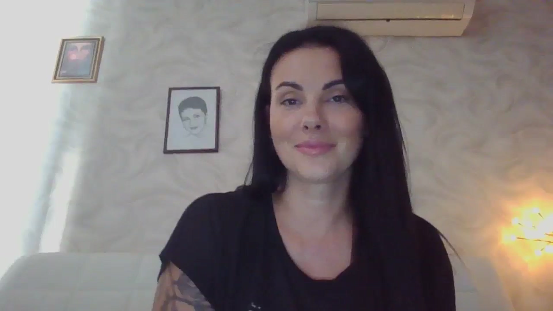 Gallery image thumbnail from FitBaby's myfreecams stream on, 08/14/2023, 15:49 image 14 of 20