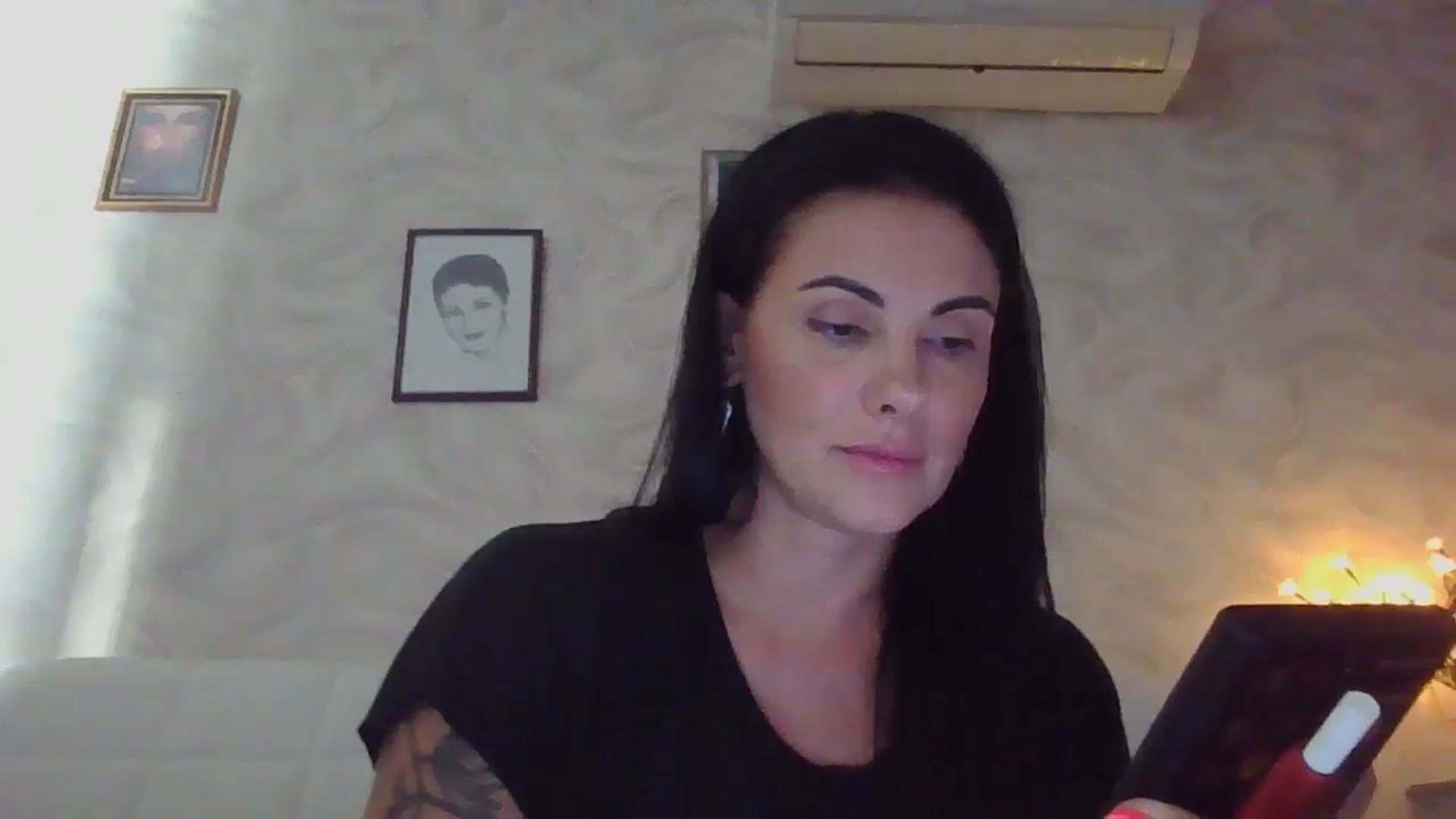 Gallery image thumbnail from FitBaby's myfreecams stream on, 08/14/2023, 15:49 image 11 of 20