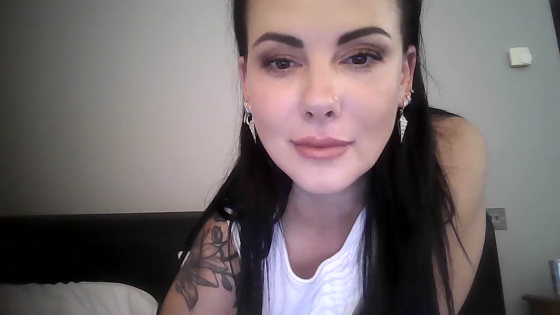 Gallery image thumbnail from FitBaby's myfreecams stream on, 09/08/2023, 14:20 image 2 of 20