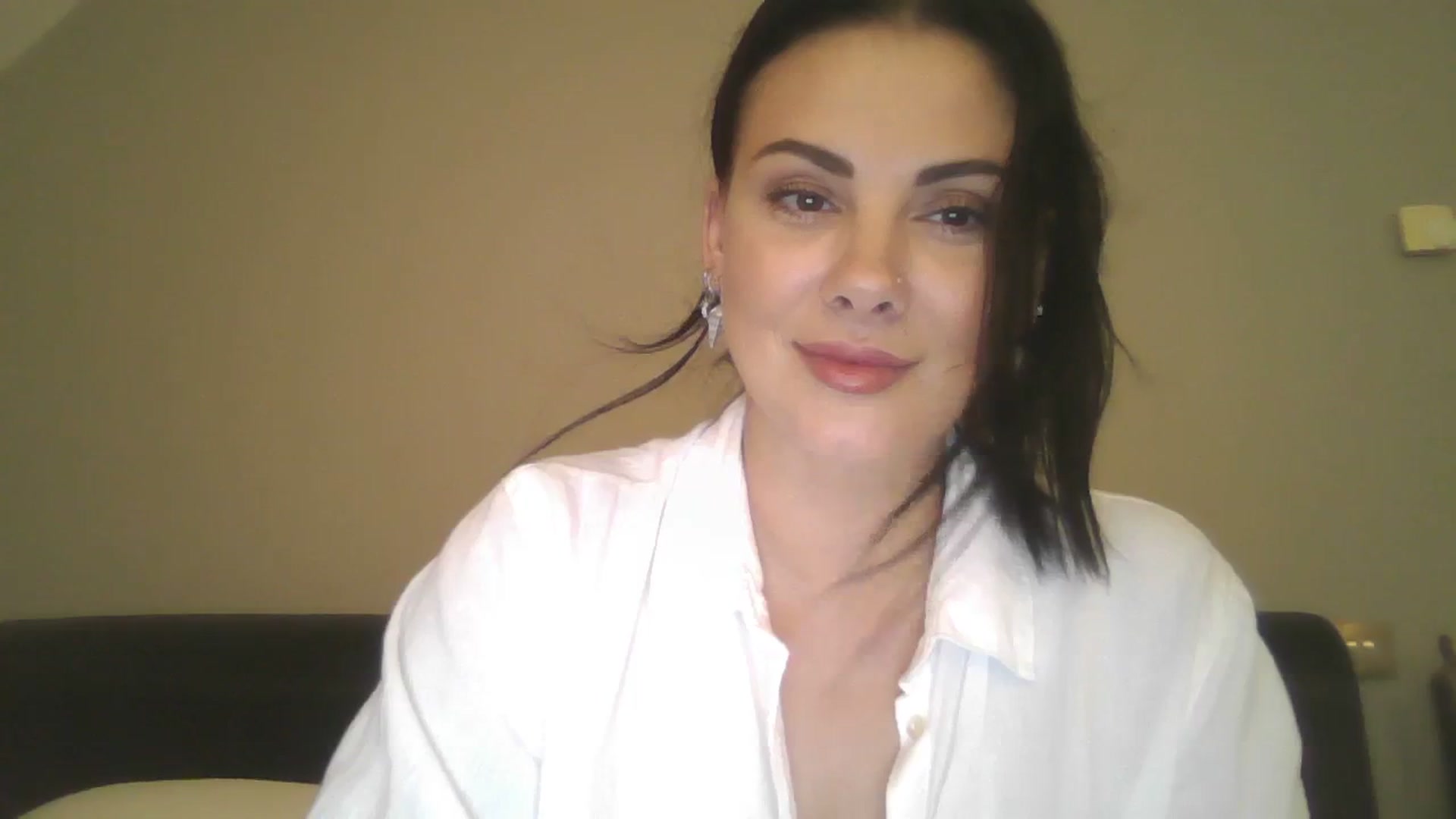 Gallery image thumbnail from FitBaby's myfreecams stream on, 09/12/2023, 14:01 image 11 of 20