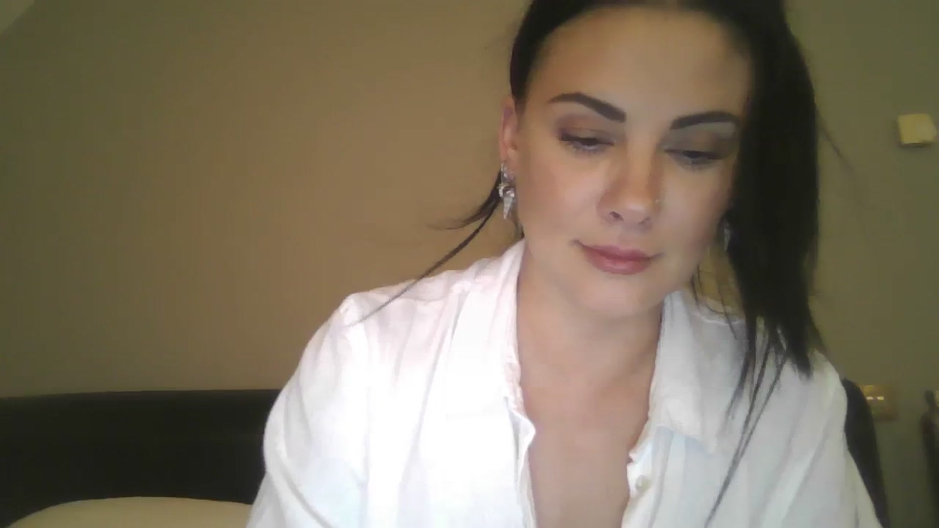 Gallery image thumbnail from FitBaby's myfreecams stream on, 09/12/2023, 14:01 image 6 of 20
