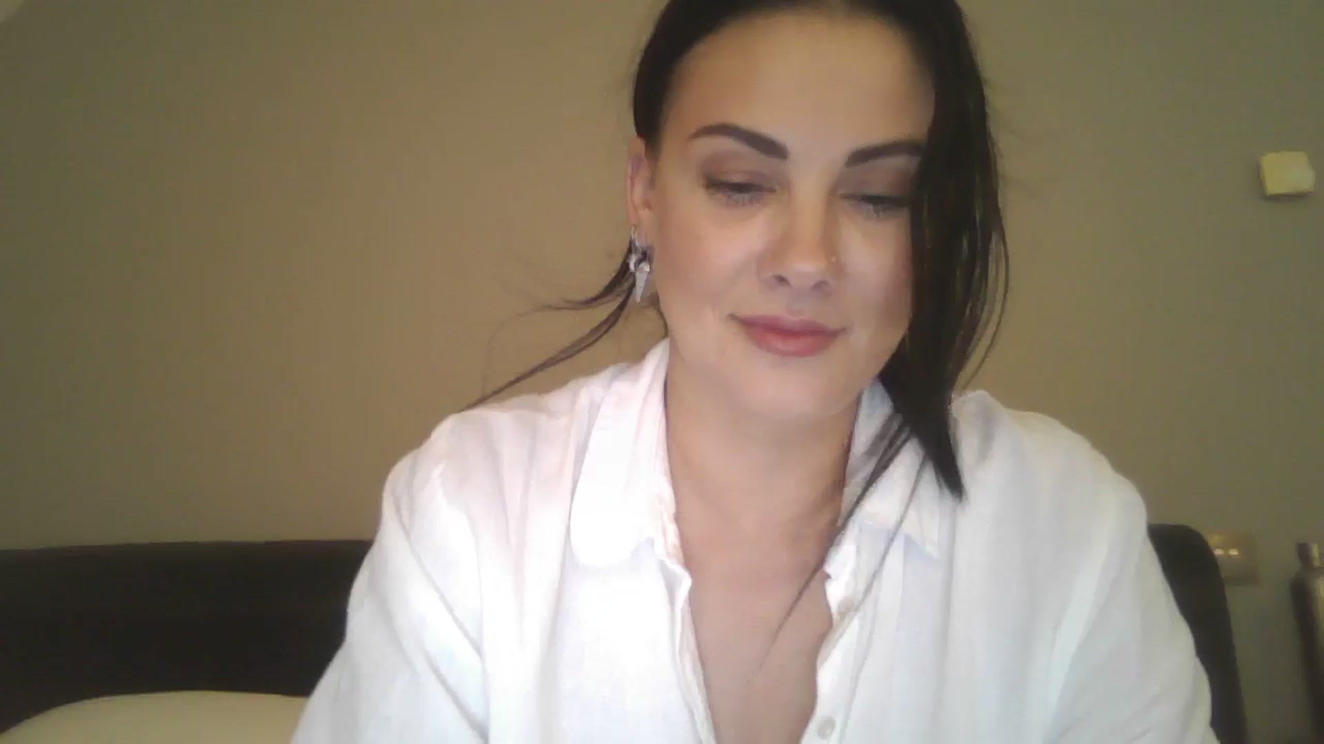 Gallery image thumbnail from FitBaby's myfreecams stream on, 09/12/2023, 14:01 image 15 of 20