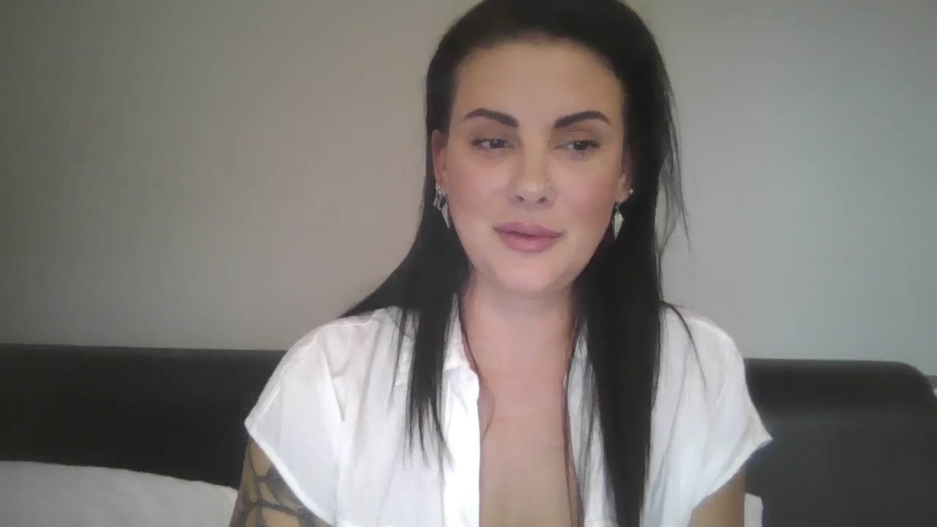 Gallery image thumbnail from FitBaby's myfreecams stream on, 09/13/2023, 13:38 image 6 of 20