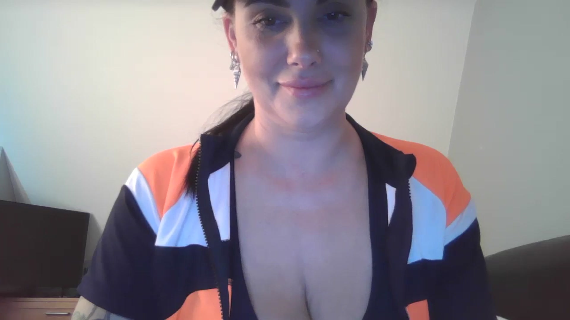 Gallery image thumbnail from FitBaby's myfreecams stream on, 09/15/2023, 16:11 image 20 of 20