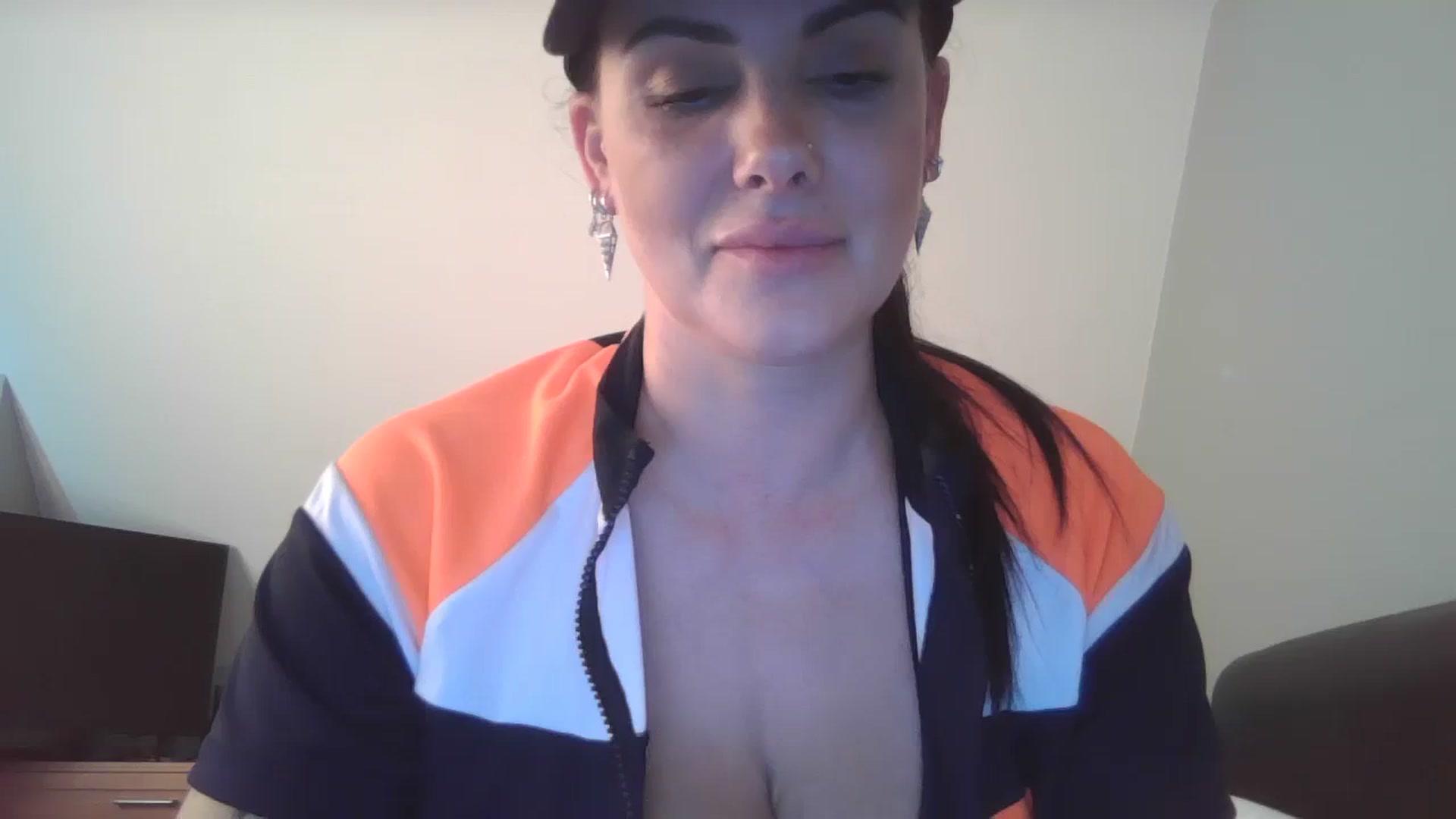 Gallery image thumbnail from FitBaby's myfreecams stream on, 09/15/2023, 16:11 image 18 of 20