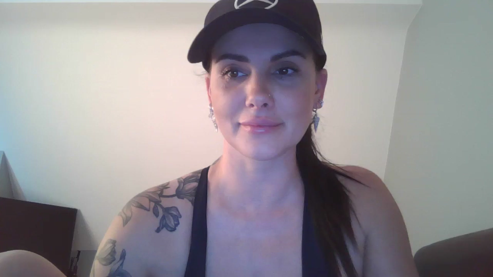 Gallery image thumbnail from FitBaby's myfreecams stream on, 09/15/2023, 16:11 image 12 of 20