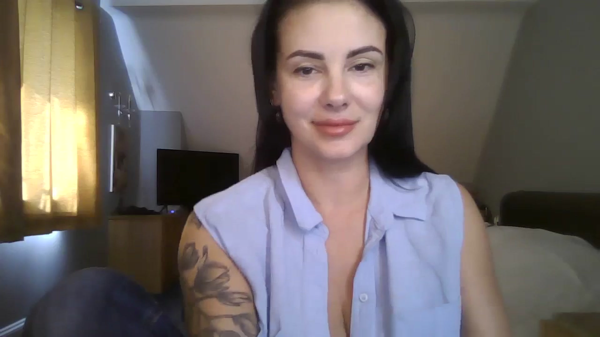 Gallery image thumbnail from FitBaby's myfreecams stream on, 09/18/2023, 14:39 image 2 of 20