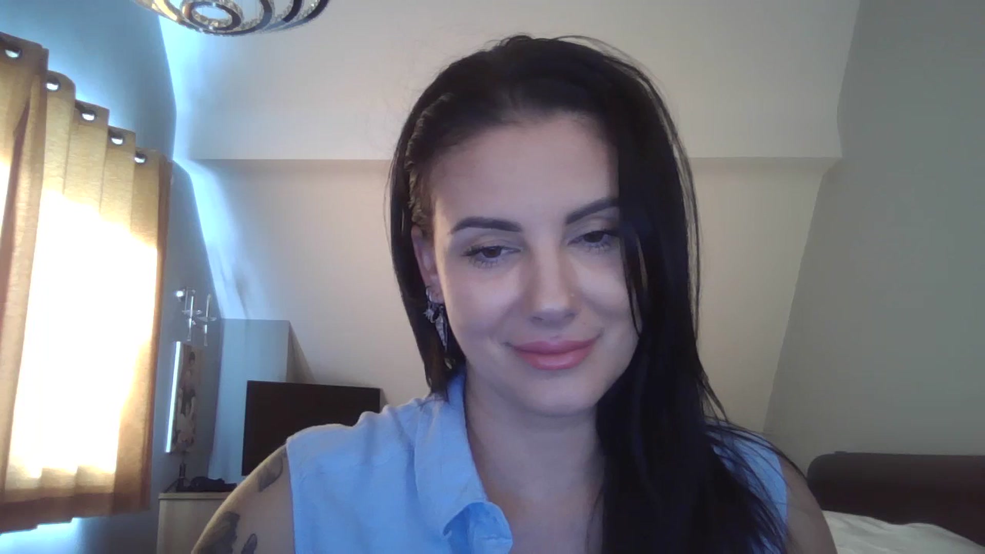 Gallery image thumbnail from FitBaby's myfreecams stream on, 09/18/2023, 16:17 image 7 of 20