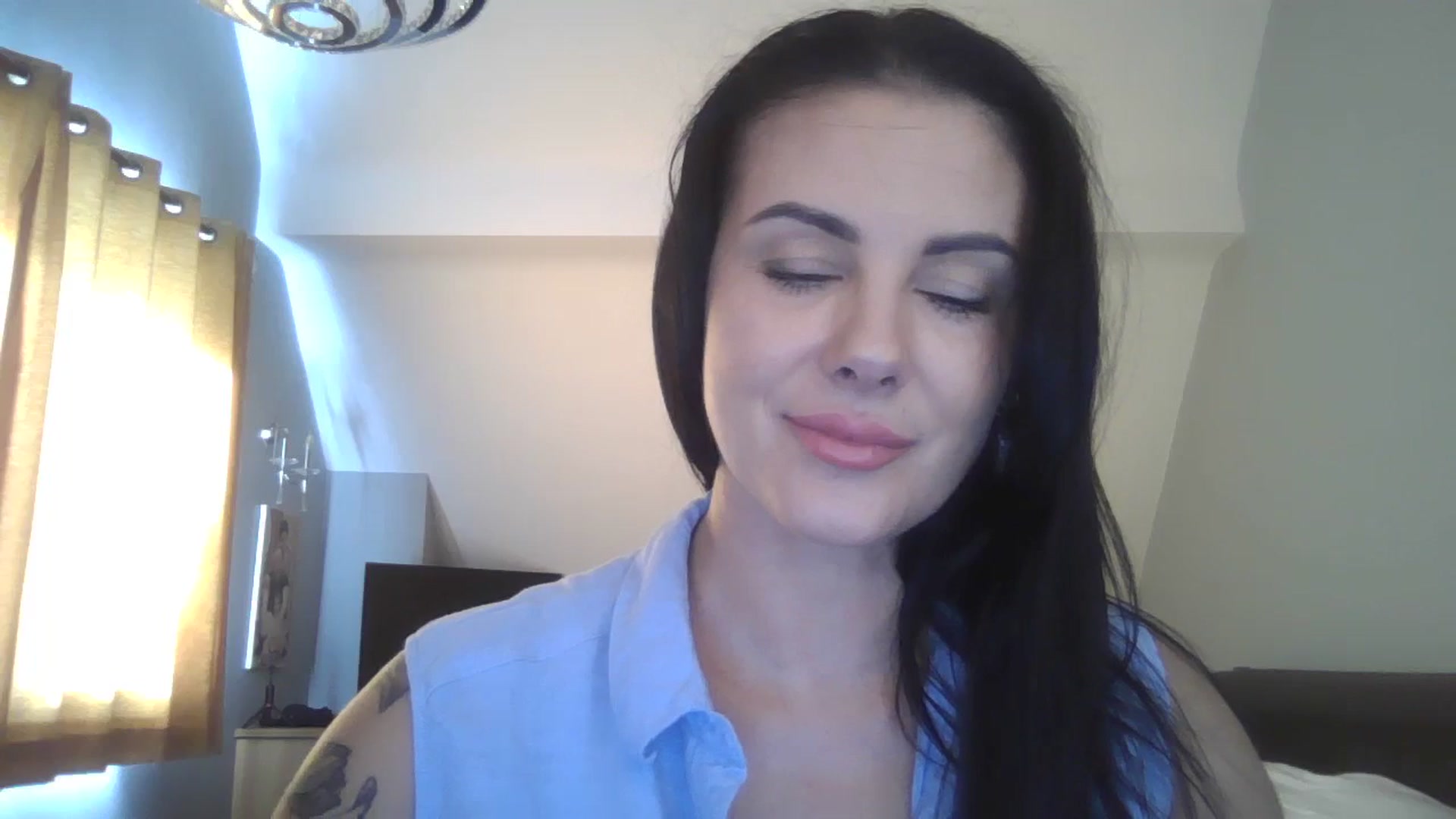 Gallery image thumbnail from FitBaby's myfreecams stream on, 09/18/2023, 16:17 image 3 of 20