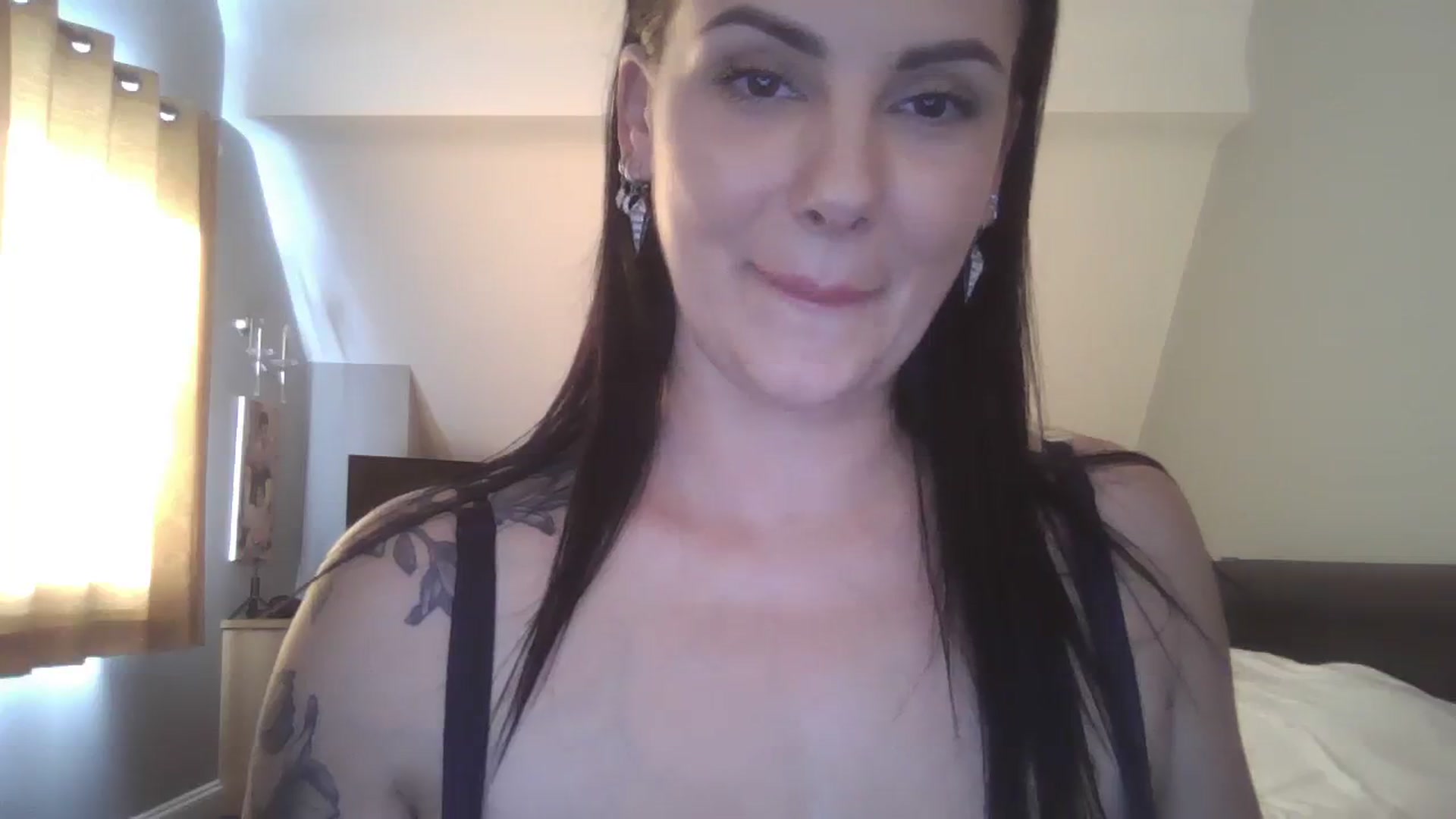 Gallery image thumbnail from FitBaby's myfreecams stream on, 09/18/2023, 16:31 image 18 of 20