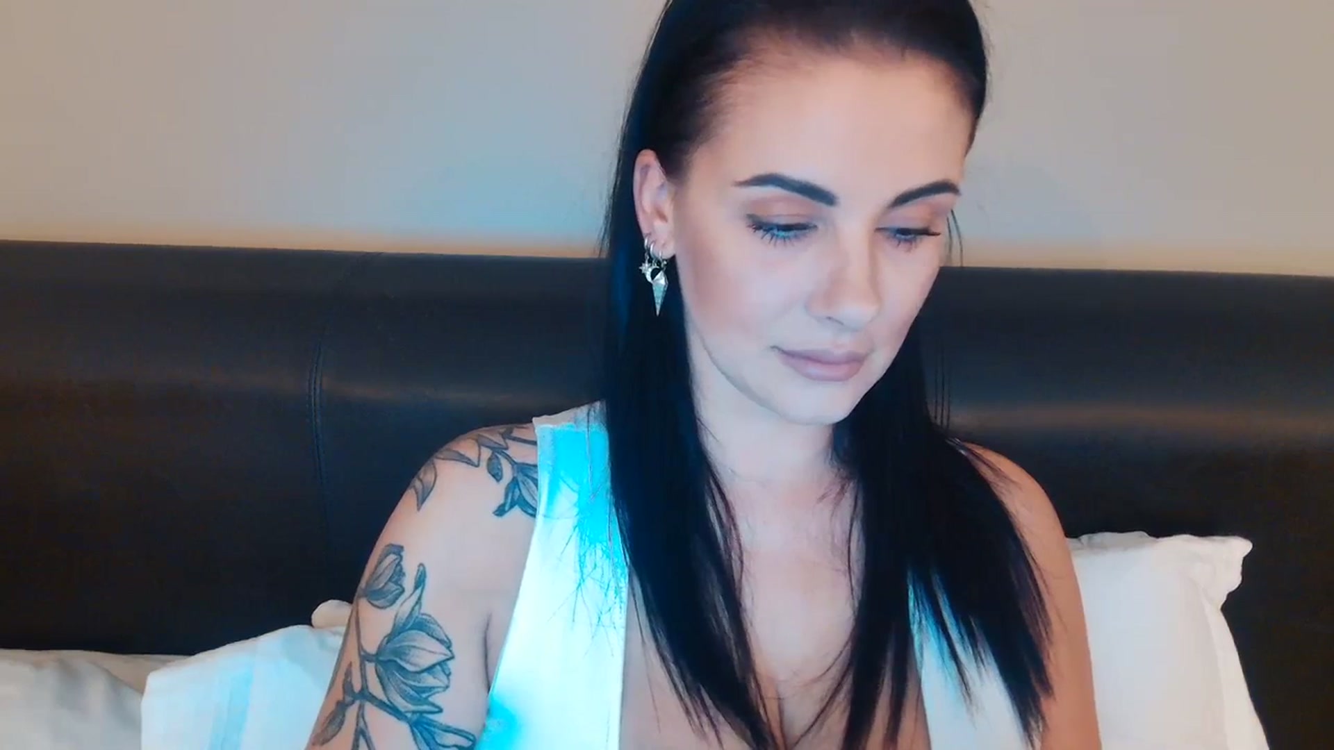 Gallery image thumbnail from FitBaby's myfreecams stream on, 09/22/2023, 13:57 image 2 of 20