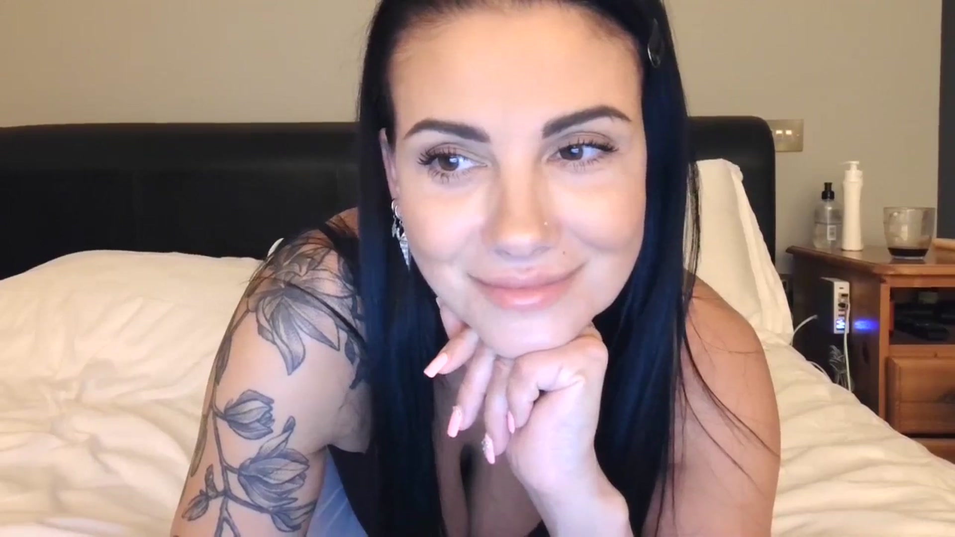 Gallery image thumbnail from FitBaby's myfreecams stream on, 09/25/2023, 16:32 image 15 of 20