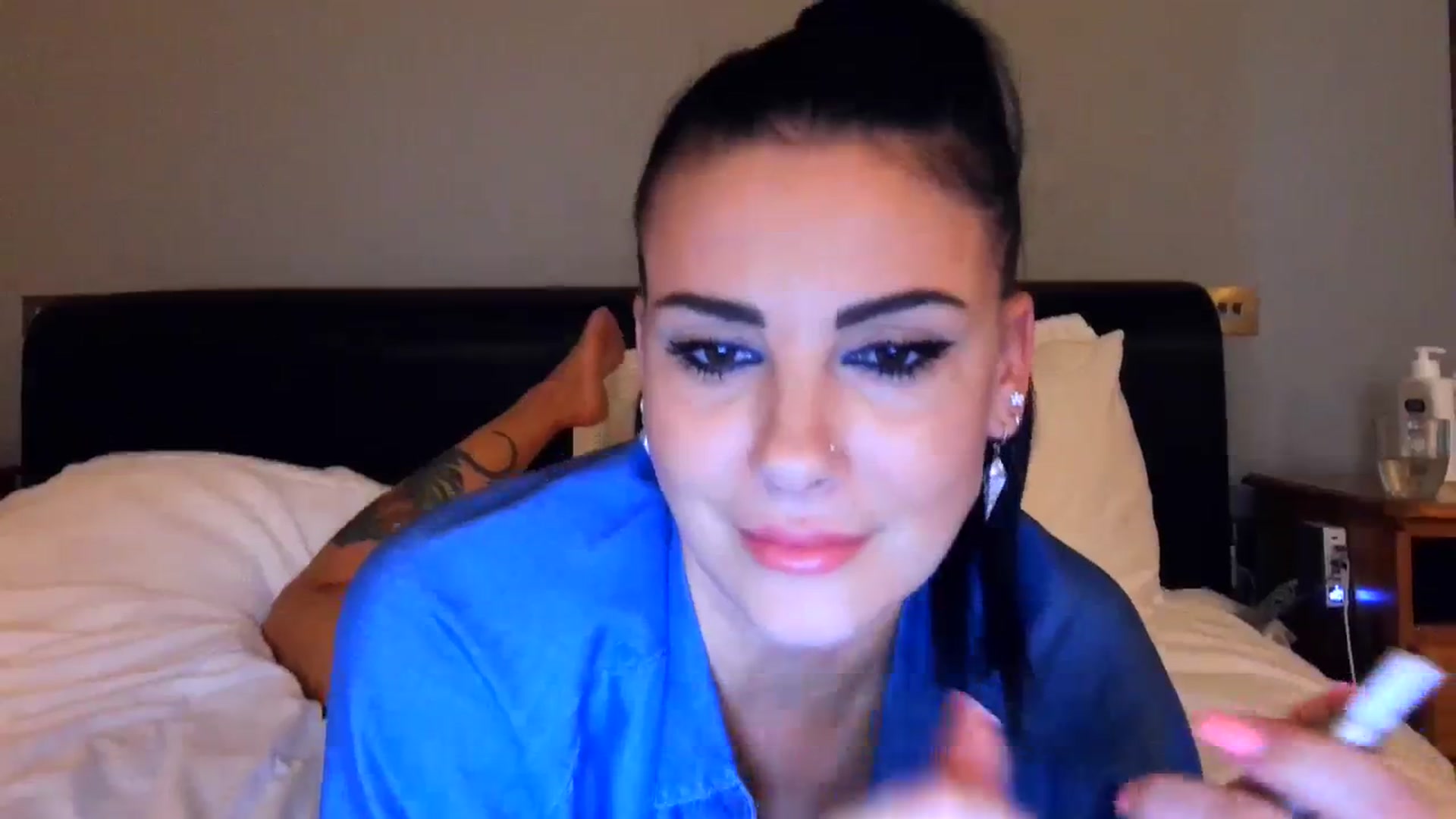 Gallery image thumbnail from FitBaby's myfreecams stream on, 09/28/2023, 14:23 image 18 of 20