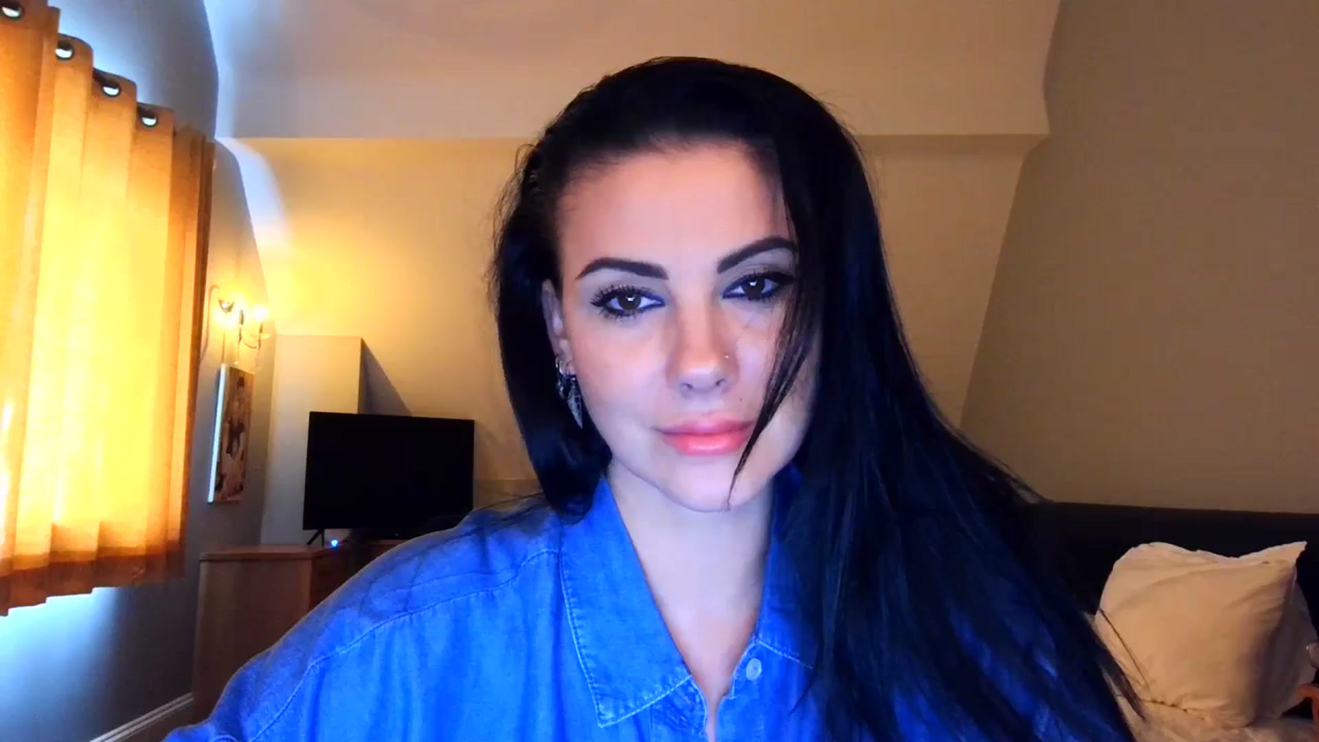 Gallery image thumbnail from FitBaby's myfreecams stream on, 09/28/2023, 15:57 image 7 of 20
