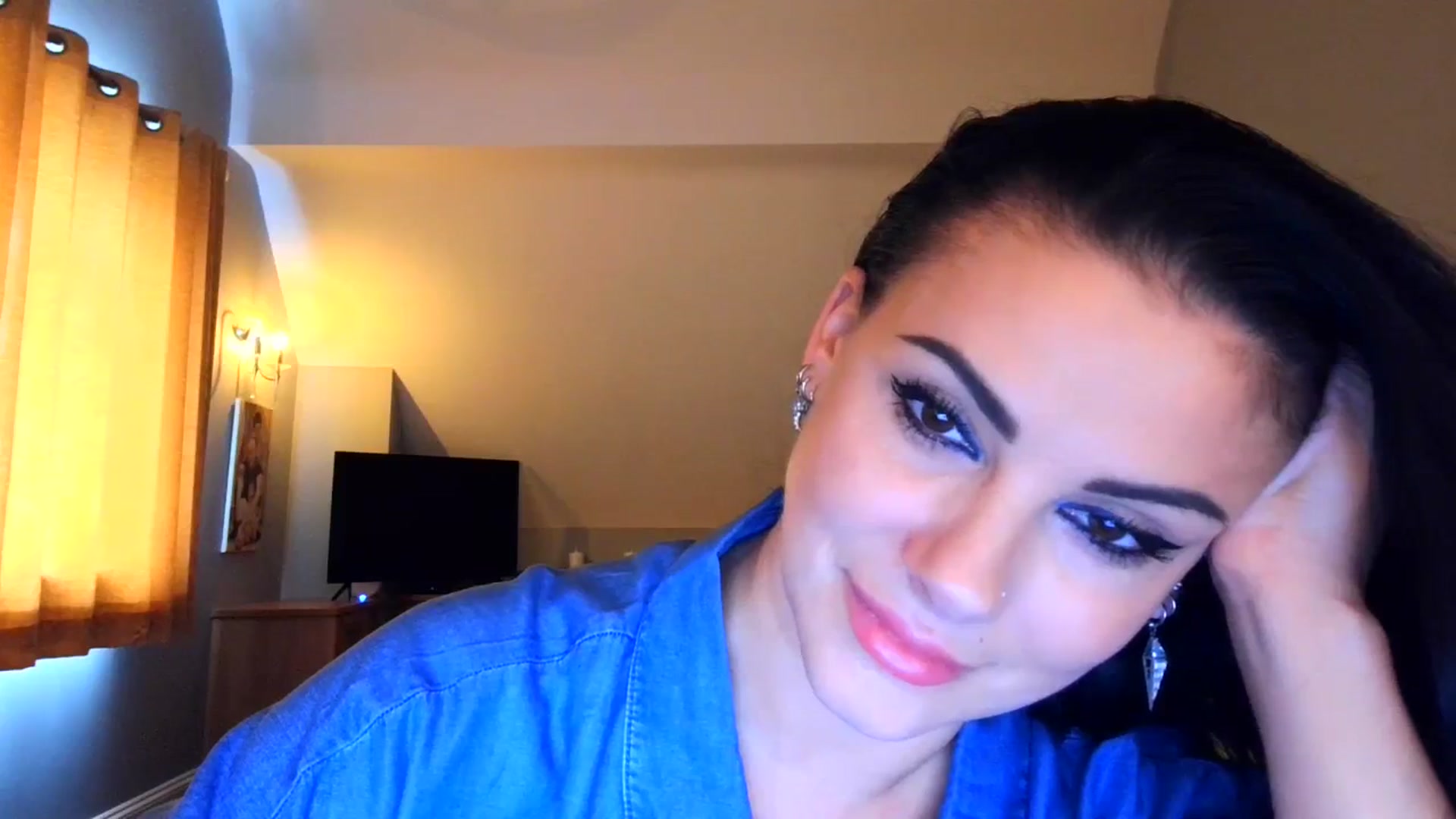 Gallery image thumbnail from FitBaby's myfreecams stream on, 09/28/2023, 15:57 image 2 of 20