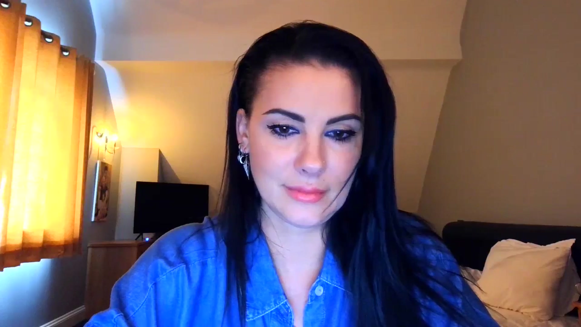 Gallery image thumbnail from FitBaby's myfreecams stream on, 09/28/2023, 15:57 image 10 of 20
