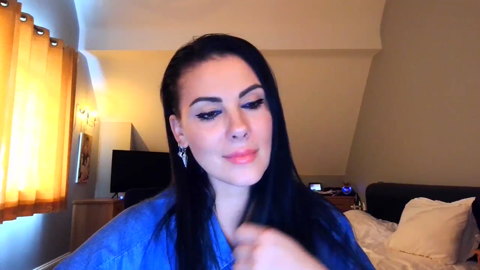 Gallery image thumbnail from FitBaby's myfreecams stream on, 09/28/2023, 15:57 image 18 of 20
