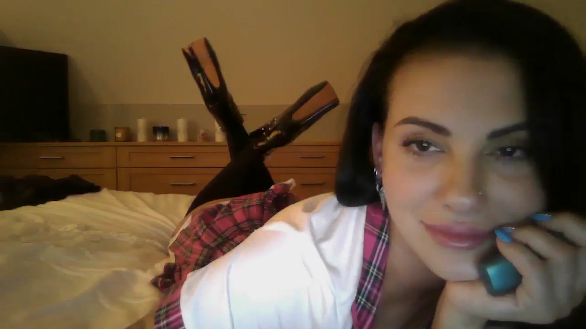 Gallery image thumbnail from FitBaby's myfreecams stream on, 10/04/2023, 16:12 image 15 of 20