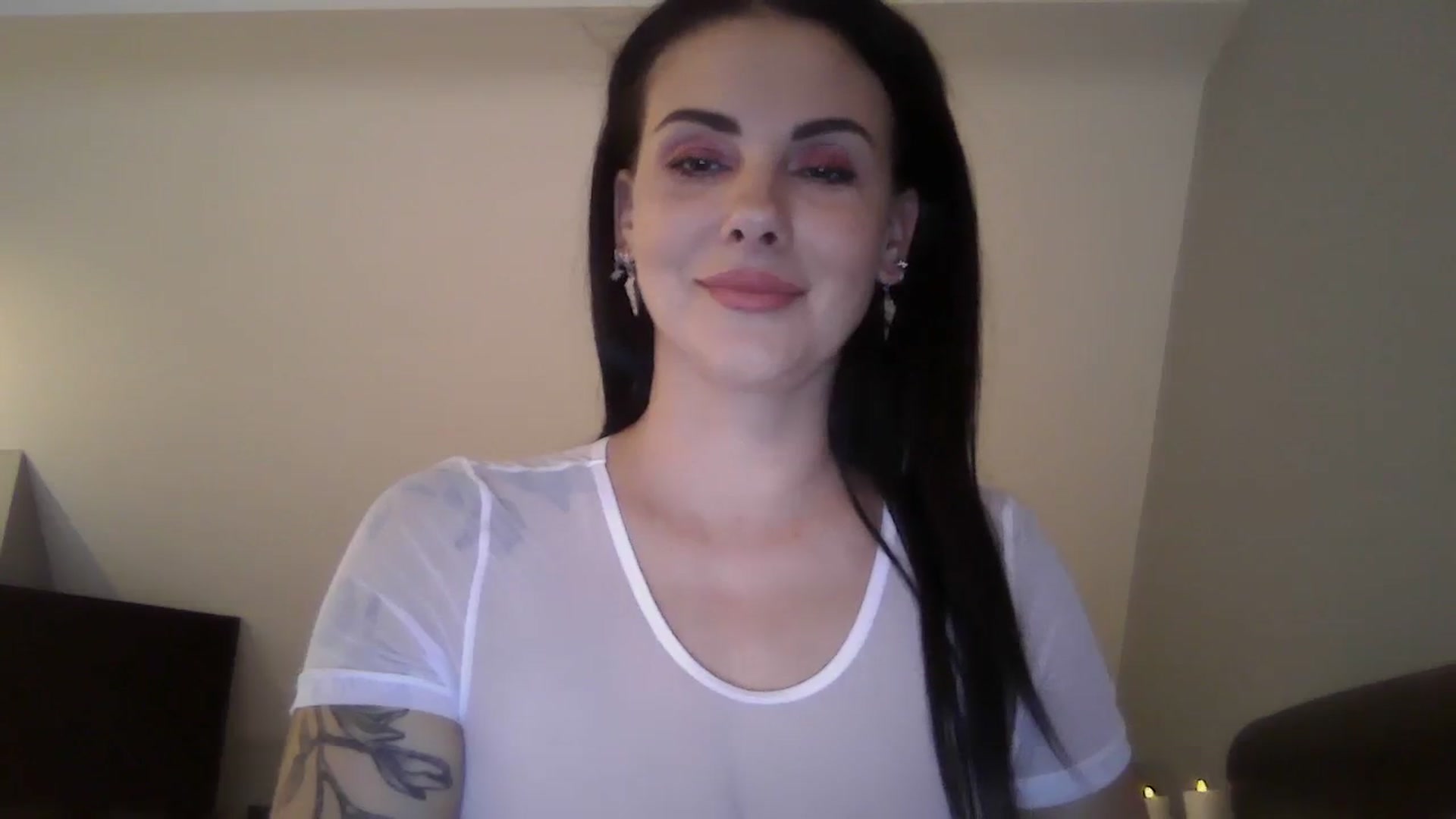 Gallery image thumbnail from FitBaby's myfreecams stream on, 10/05/2023, 13:13 image 19 of 20