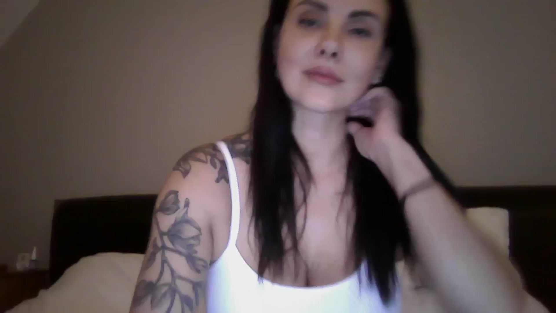 Gallery image thumbnail from FitBaby's myfreecams stream on, 10/13/2023, 14:05 image 1 of 20