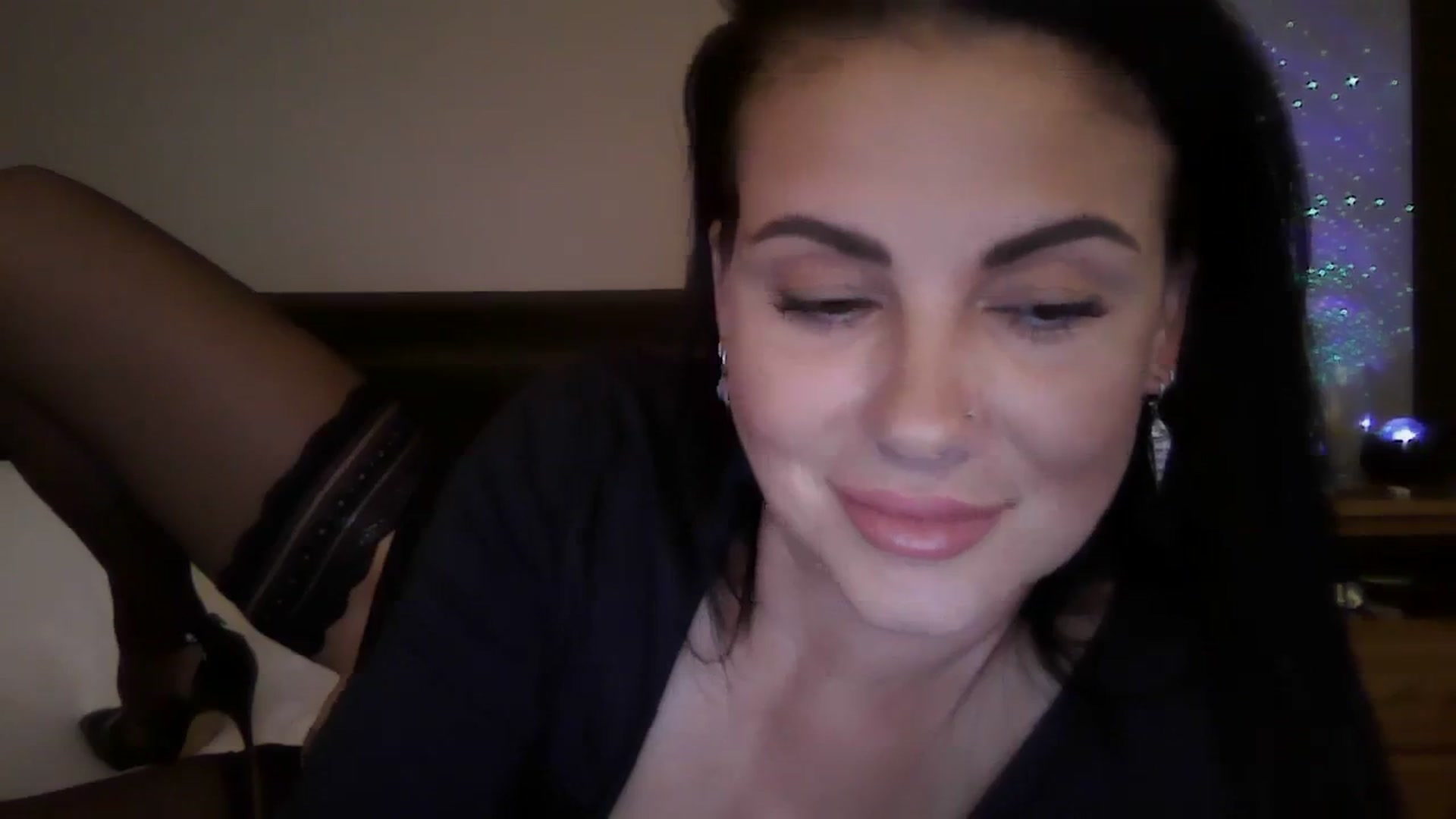 Gallery image thumbnail from FitBaby's myfreecams stream on, 11/03/2023, 15:21 image 11 of 20