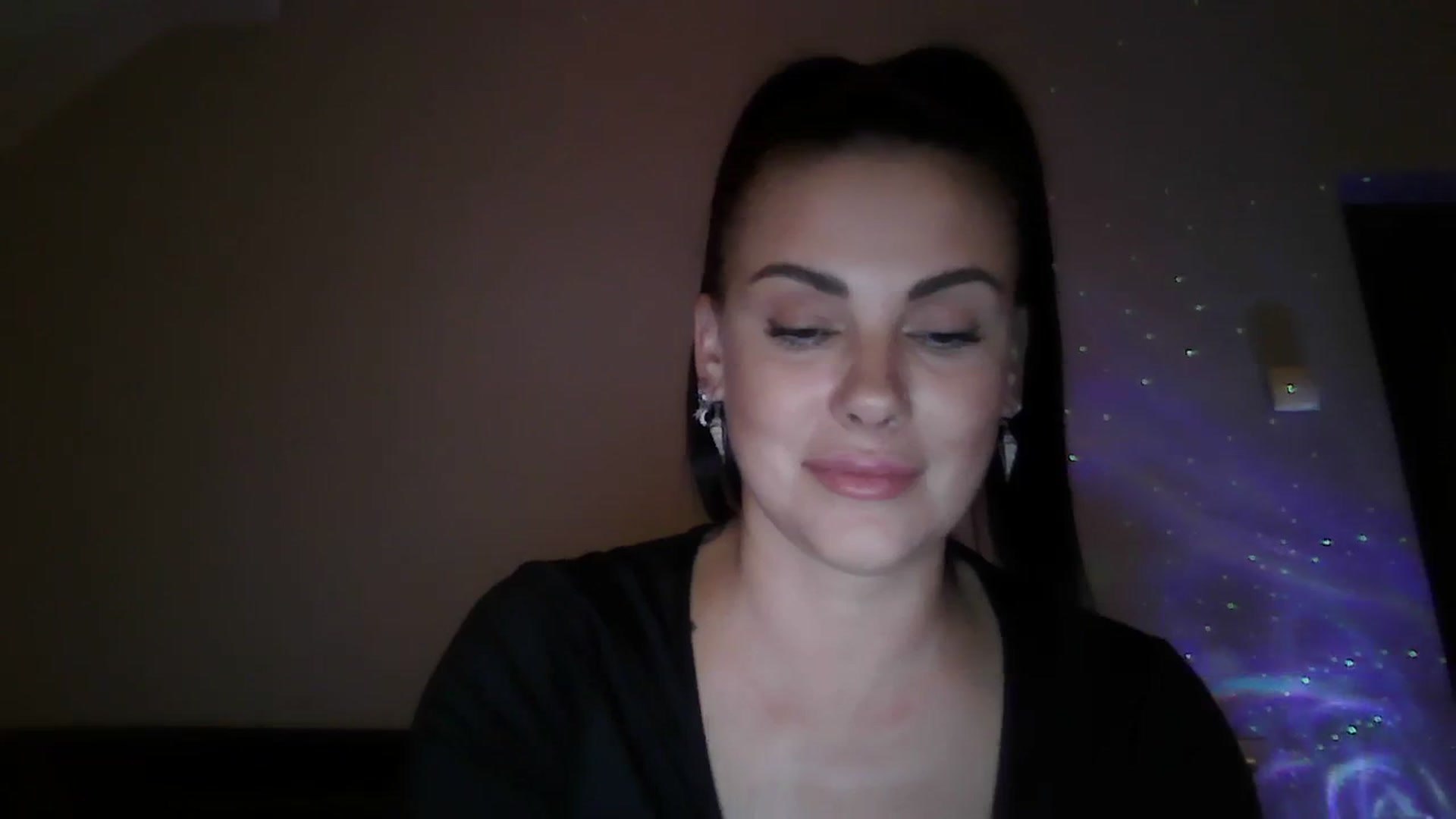 Gallery image thumbnail from FitBaby's myfreecams stream on, 11/03/2023, 16:46 image 18 of 20