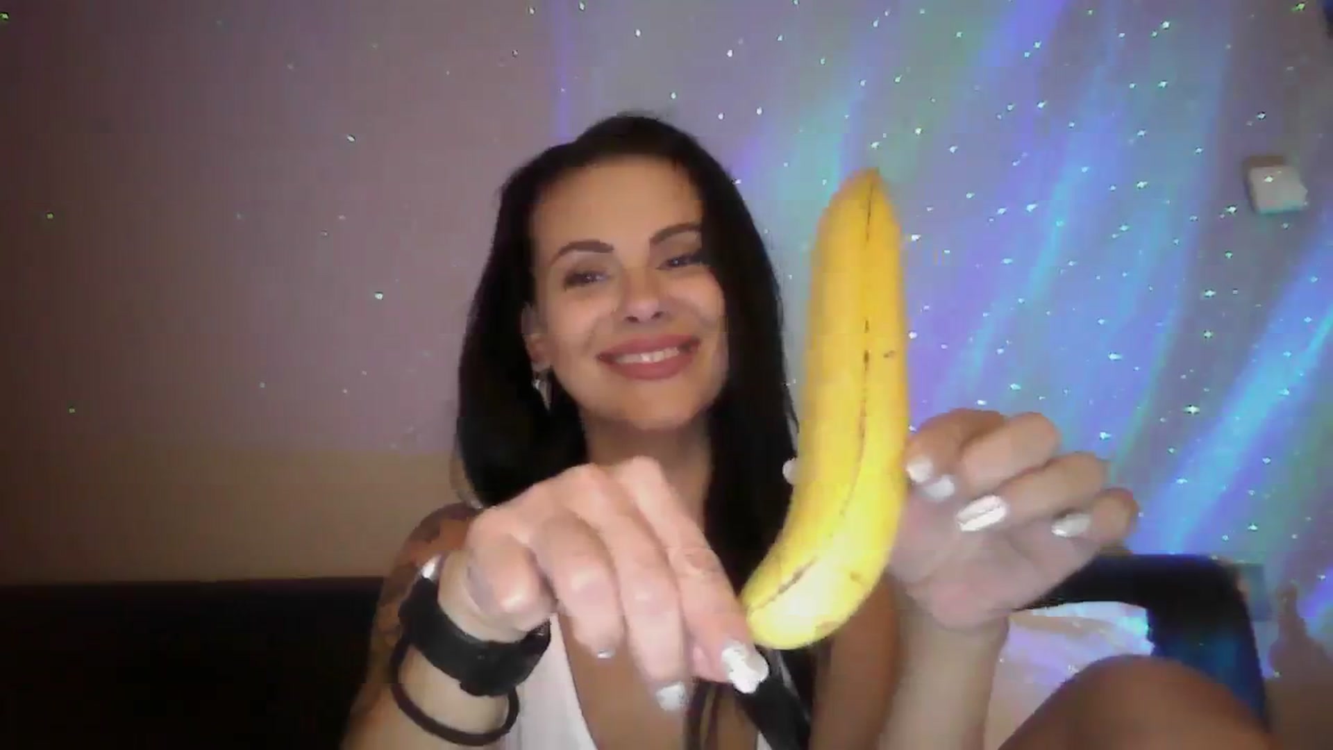 Gallery image thumbnail from FitBaby's myfreecams stream on, 11/06/2023, 15:39 image 5 of 20
