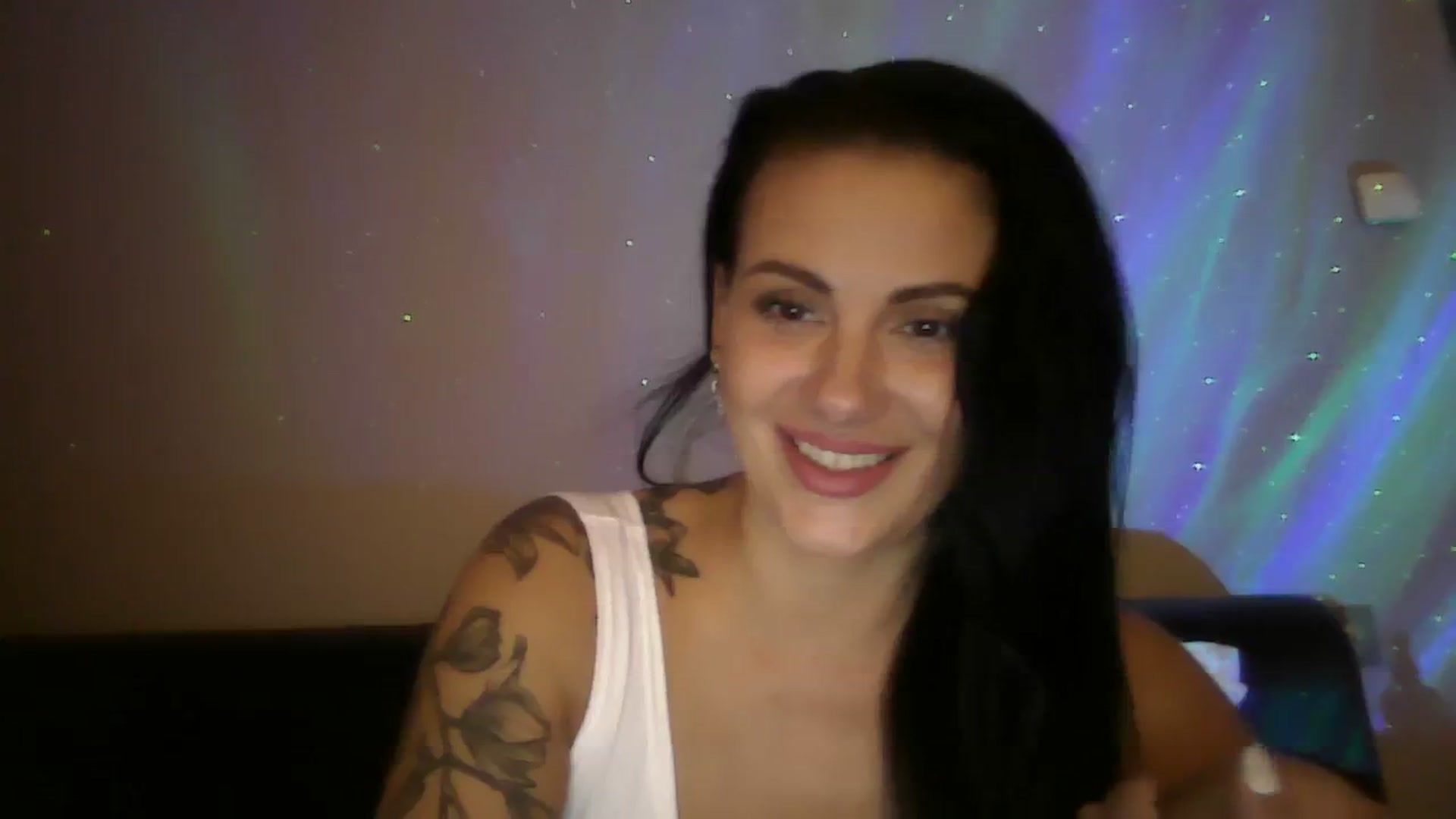 Gallery image thumbnail from FitBaby's myfreecams stream on, 11/06/2023, 15:39 image 6 of 20
