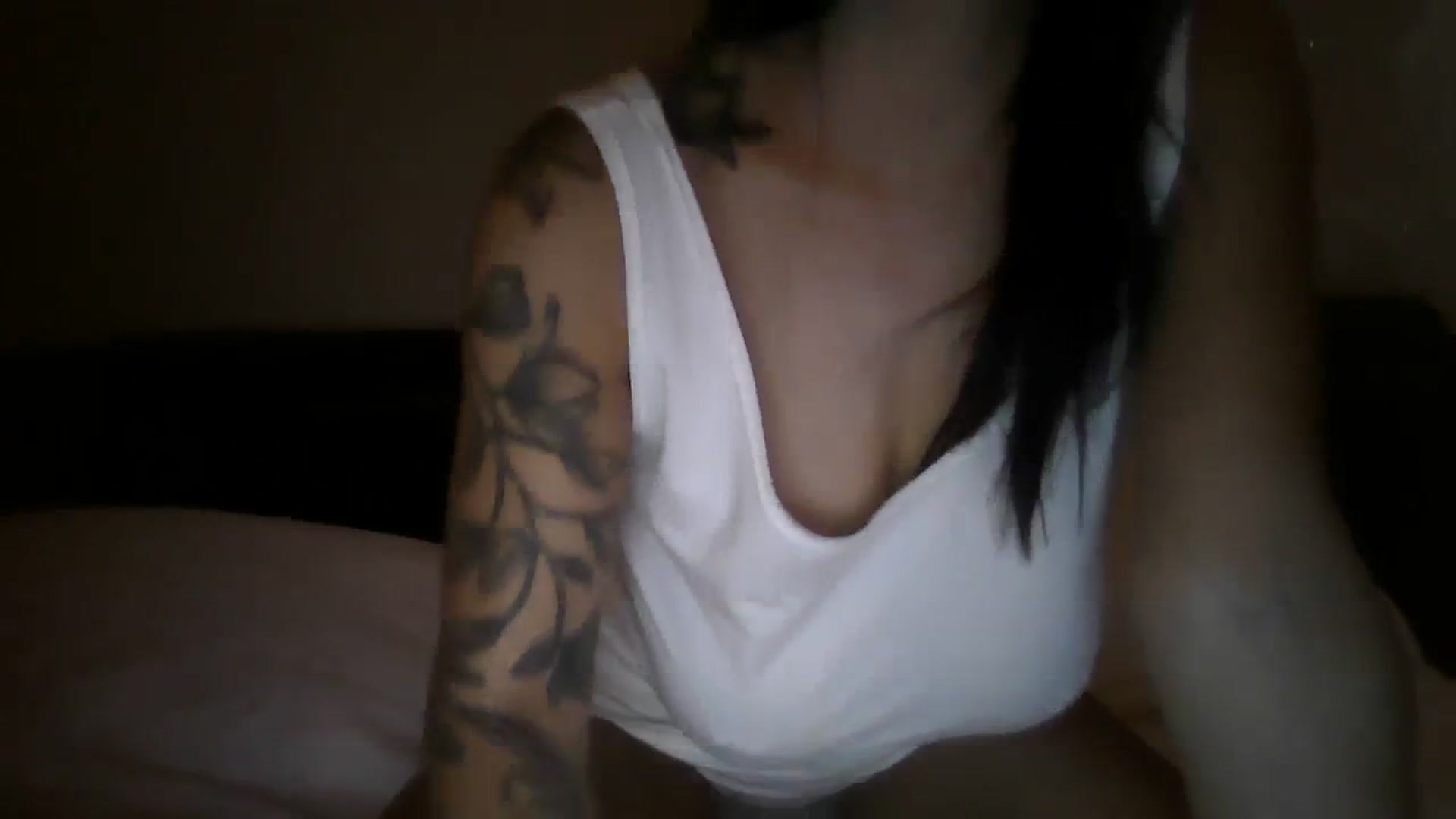 Gallery image thumbnail from FitBaby's myfreecams stream on, 11/06/2023, 17:46 image 10 of 20